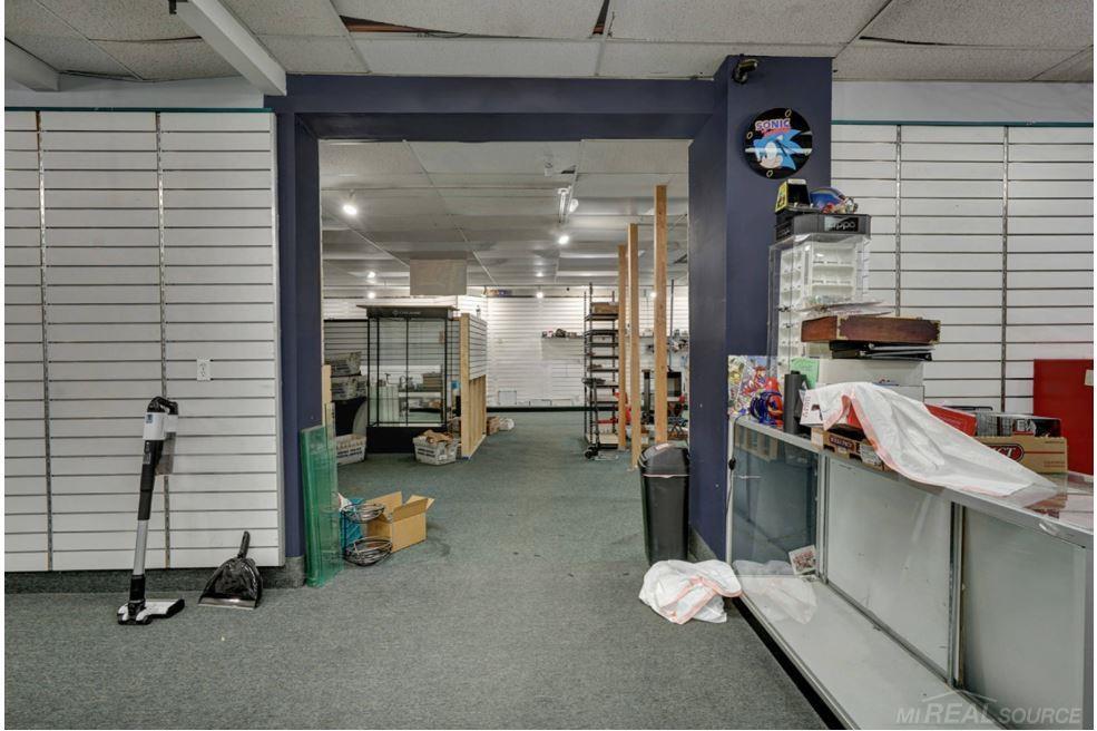 3350-3356 Lapeer Road Property Photo 5