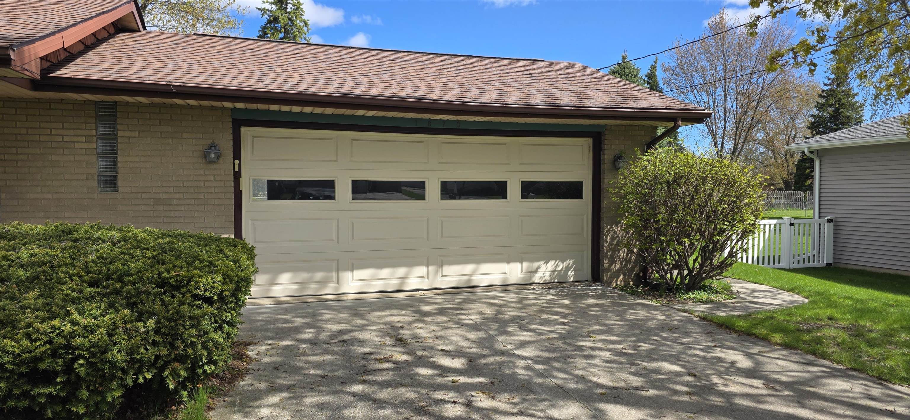 1870 Morin Street Property Photo 6