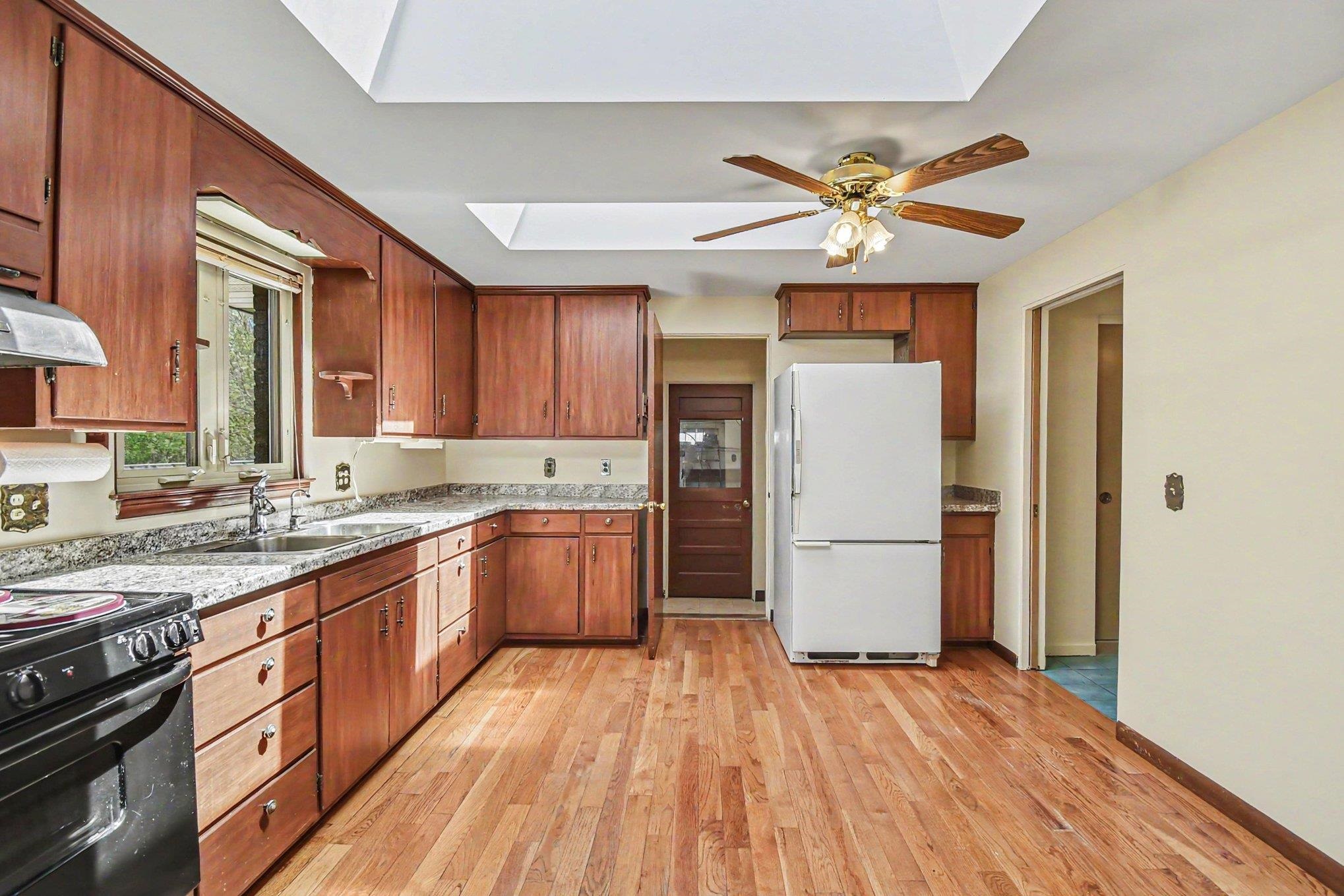 1870 Morin Street Property Photo 17