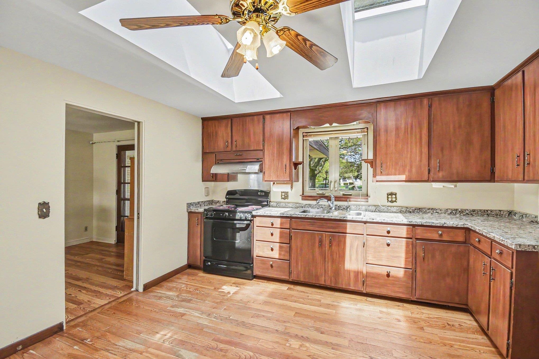 1870 Morin Street Property Photo 18