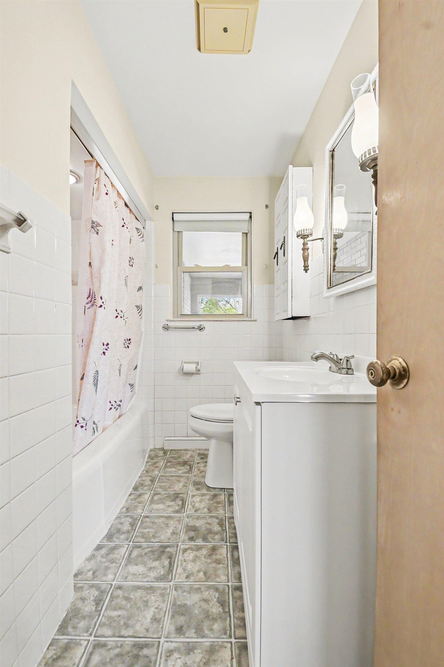 1870 Morin Street Property Photo 26