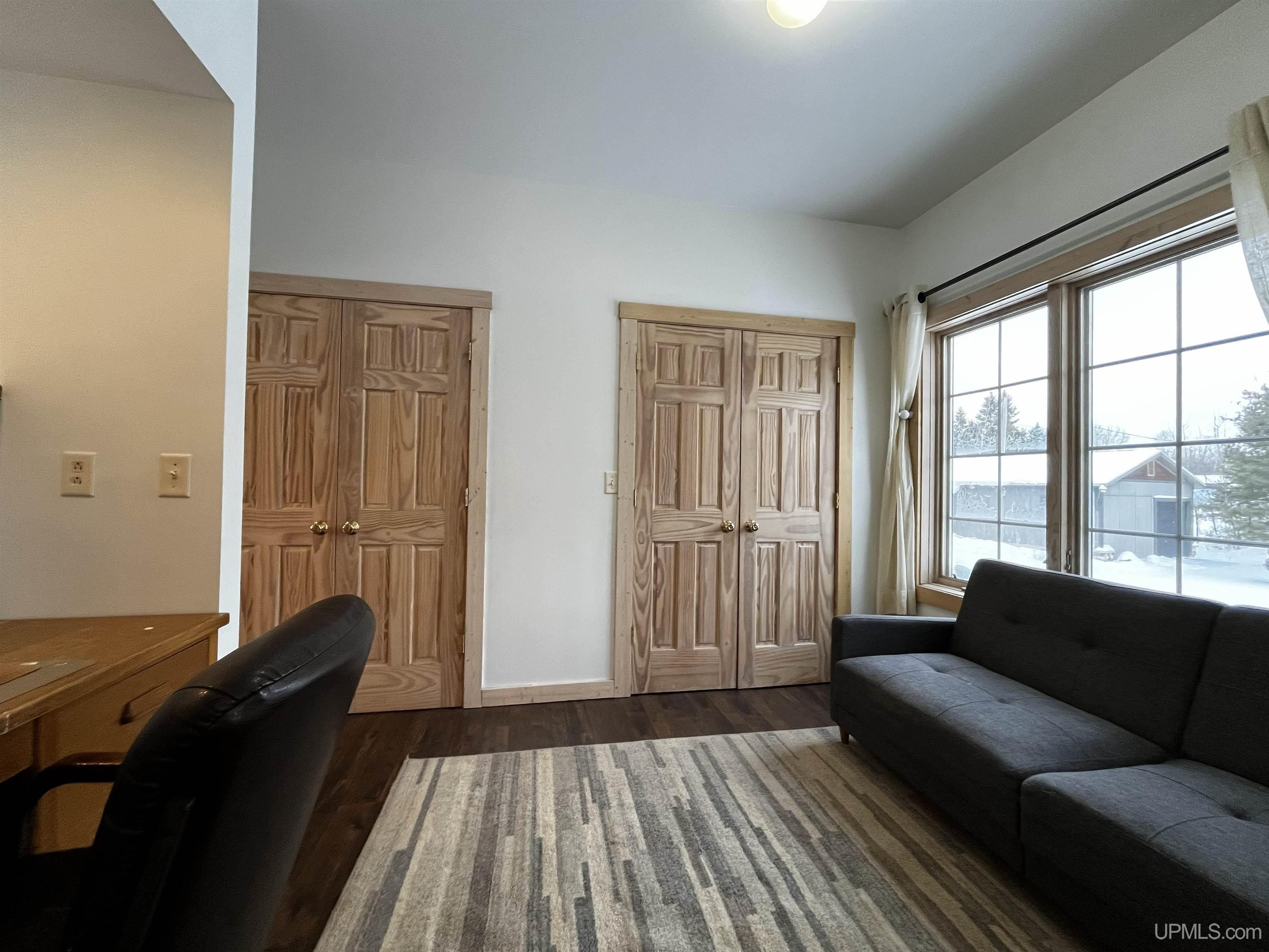 21605 Massie Road Property Photo 17