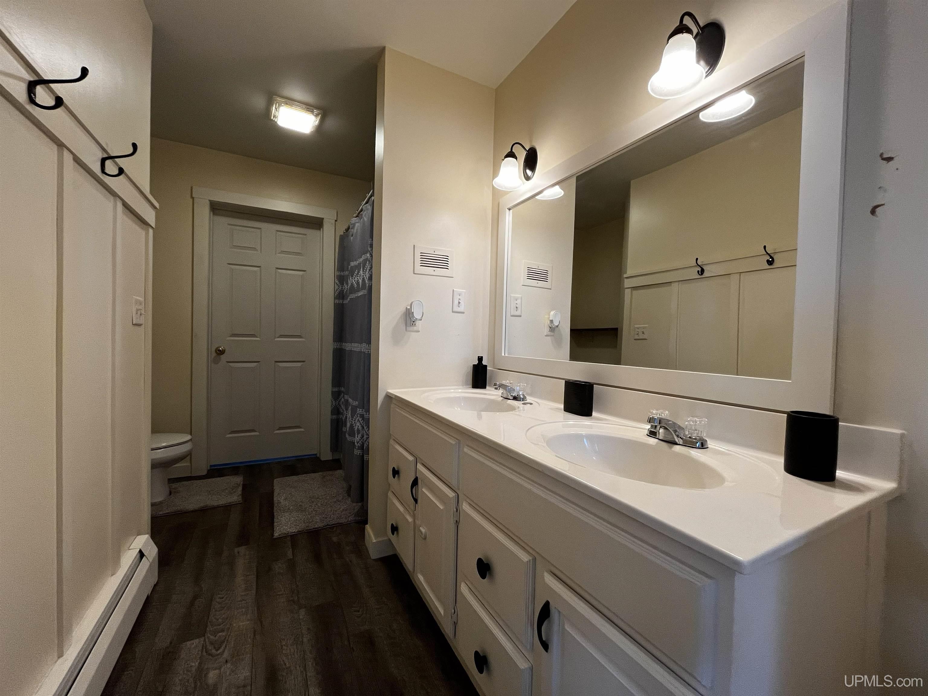 21605 Massie Road Property Photo 23