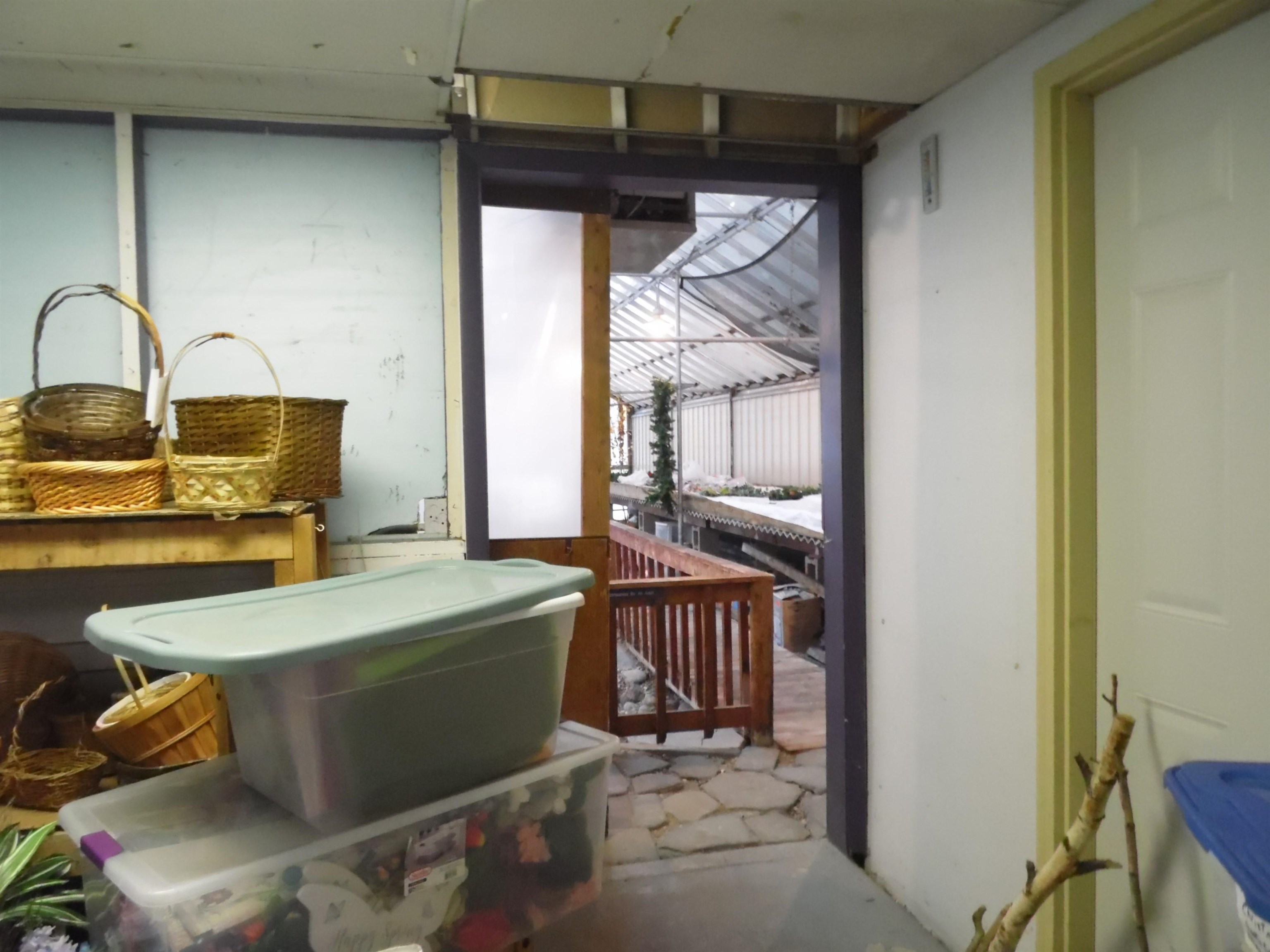1109 W Cedar Avenue Property Photo 38