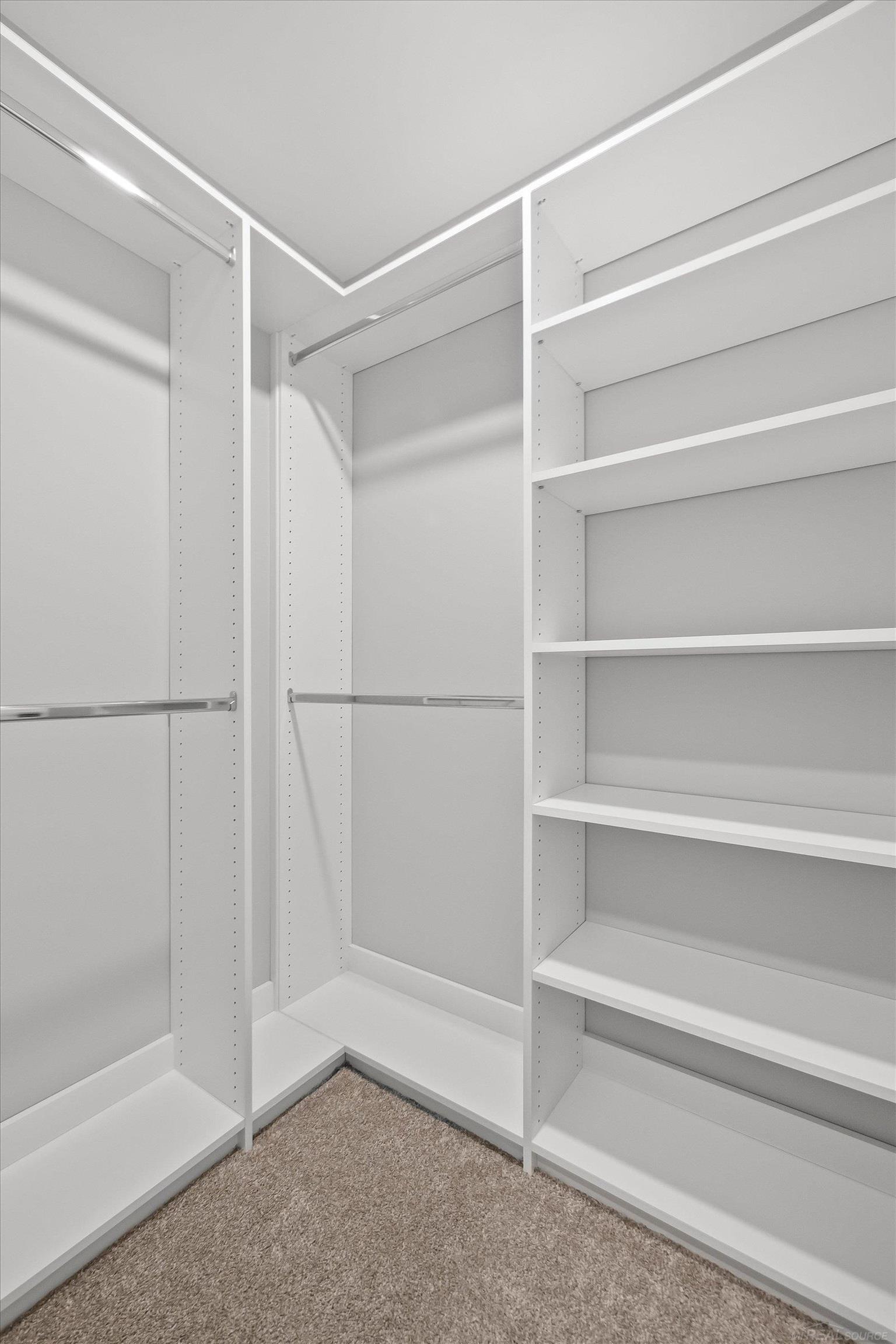 5829 Heights Drive Property Photo 23