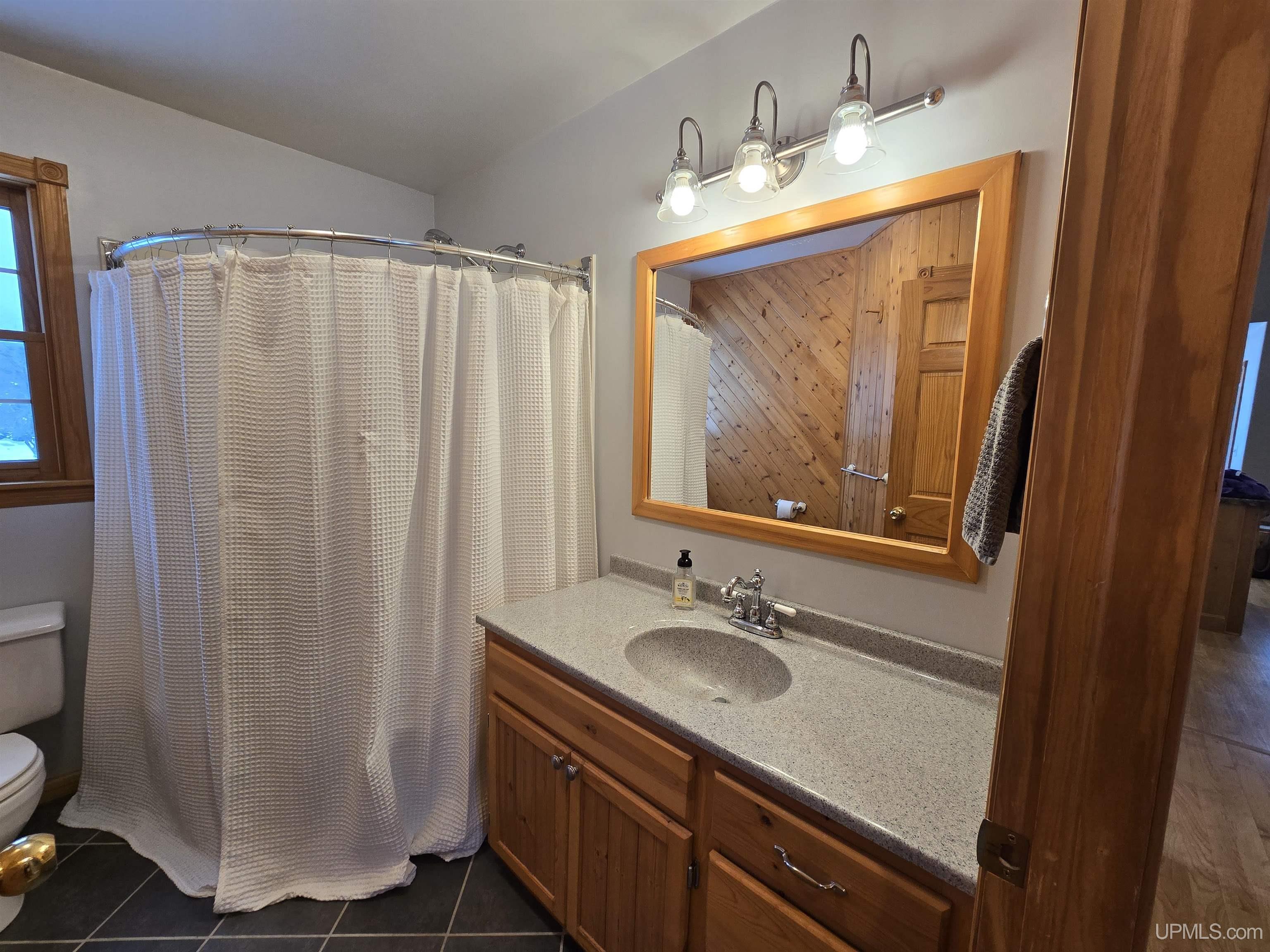 18217 2nd Sand Beach Road Property Photo 15