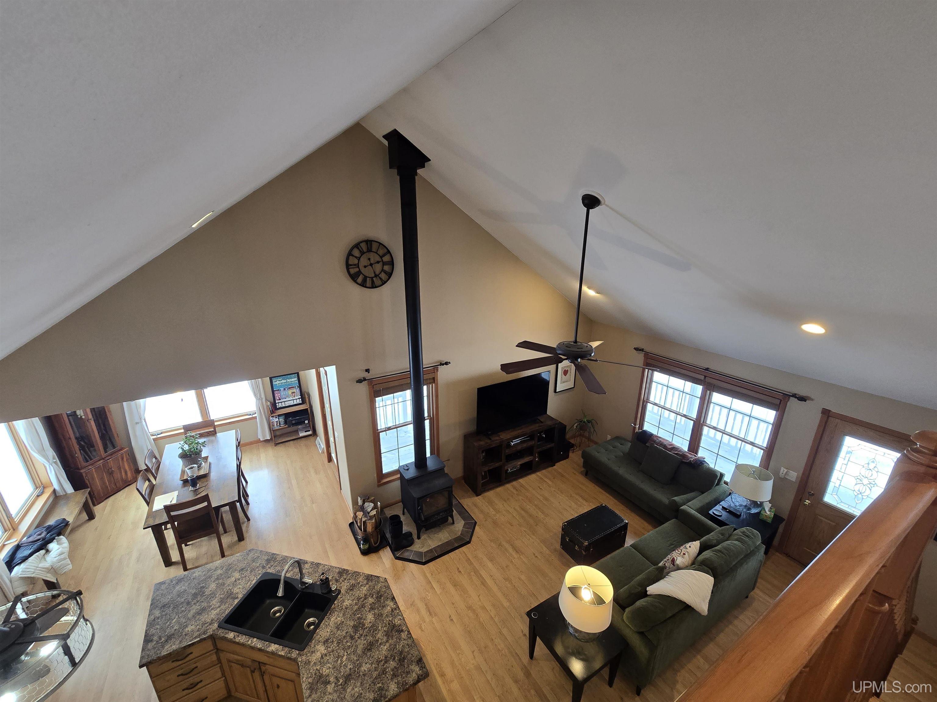 18217 2nd Sand Beach Road Property Photo 23