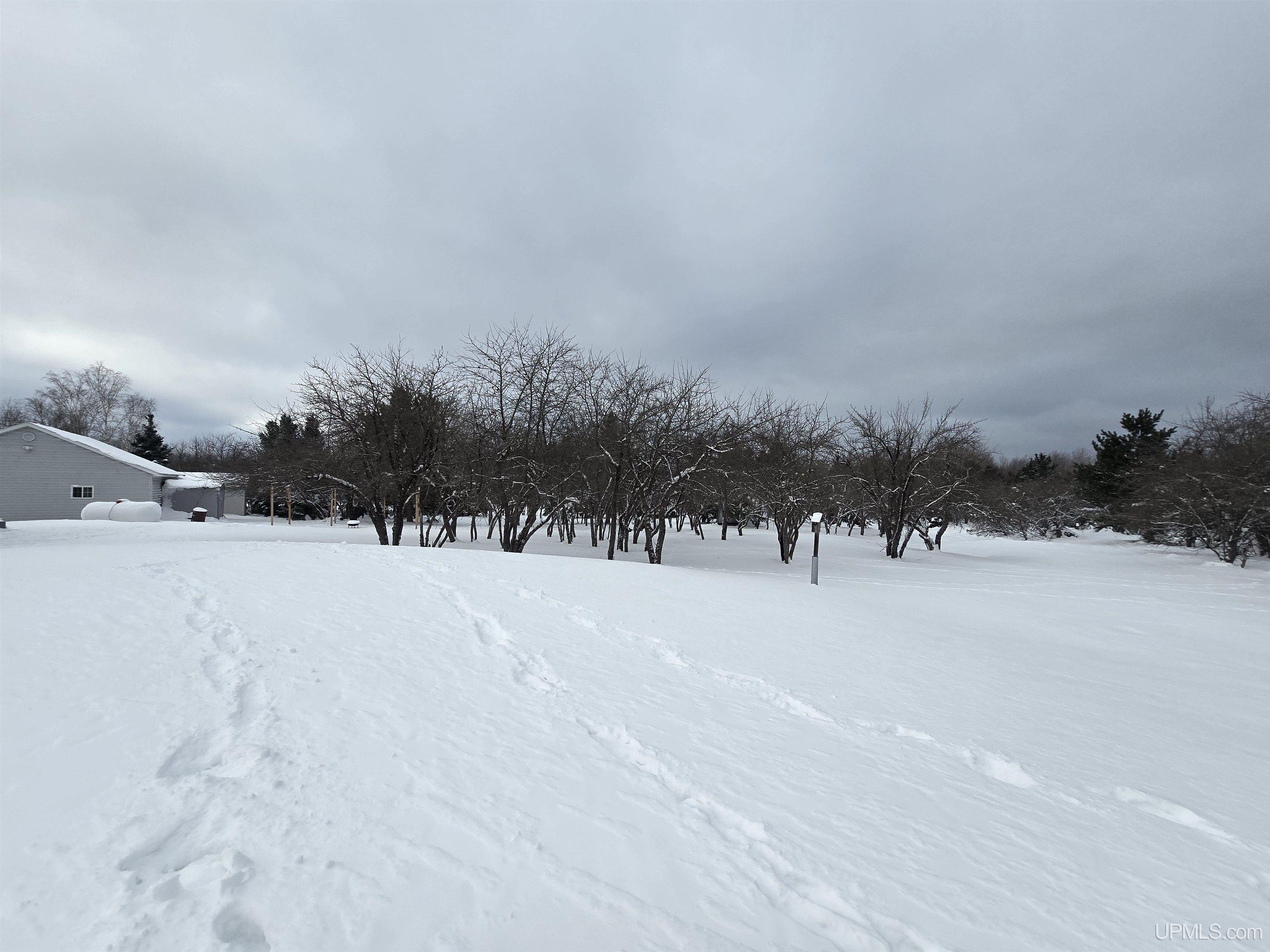 18217 2nd Sand Beach Road Property Photo 35