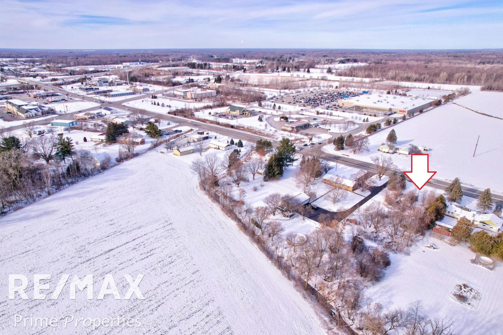 9560 Birch Run Road Property Photo 1
