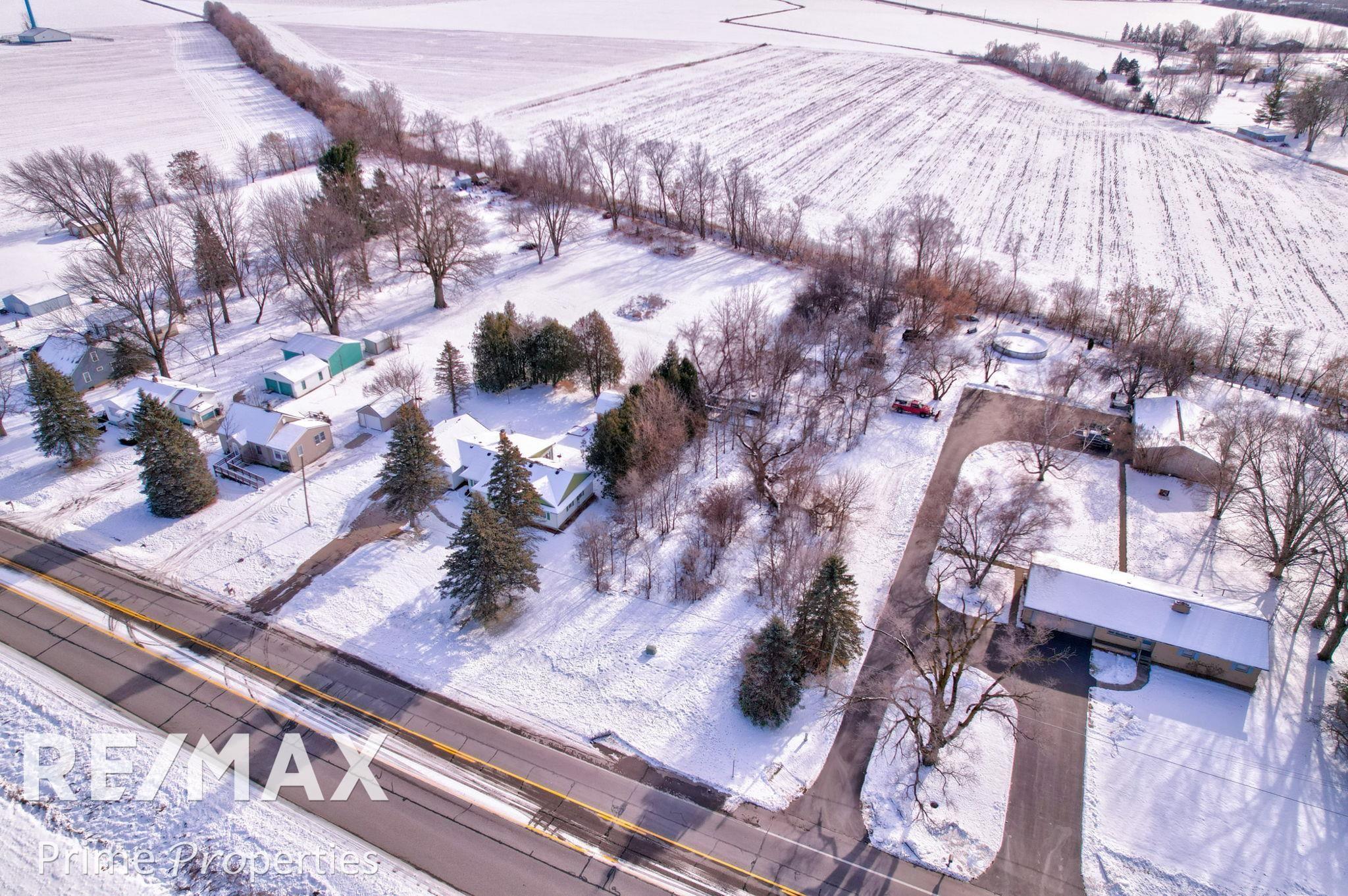 9560 Birch Run Road Property Photo 2