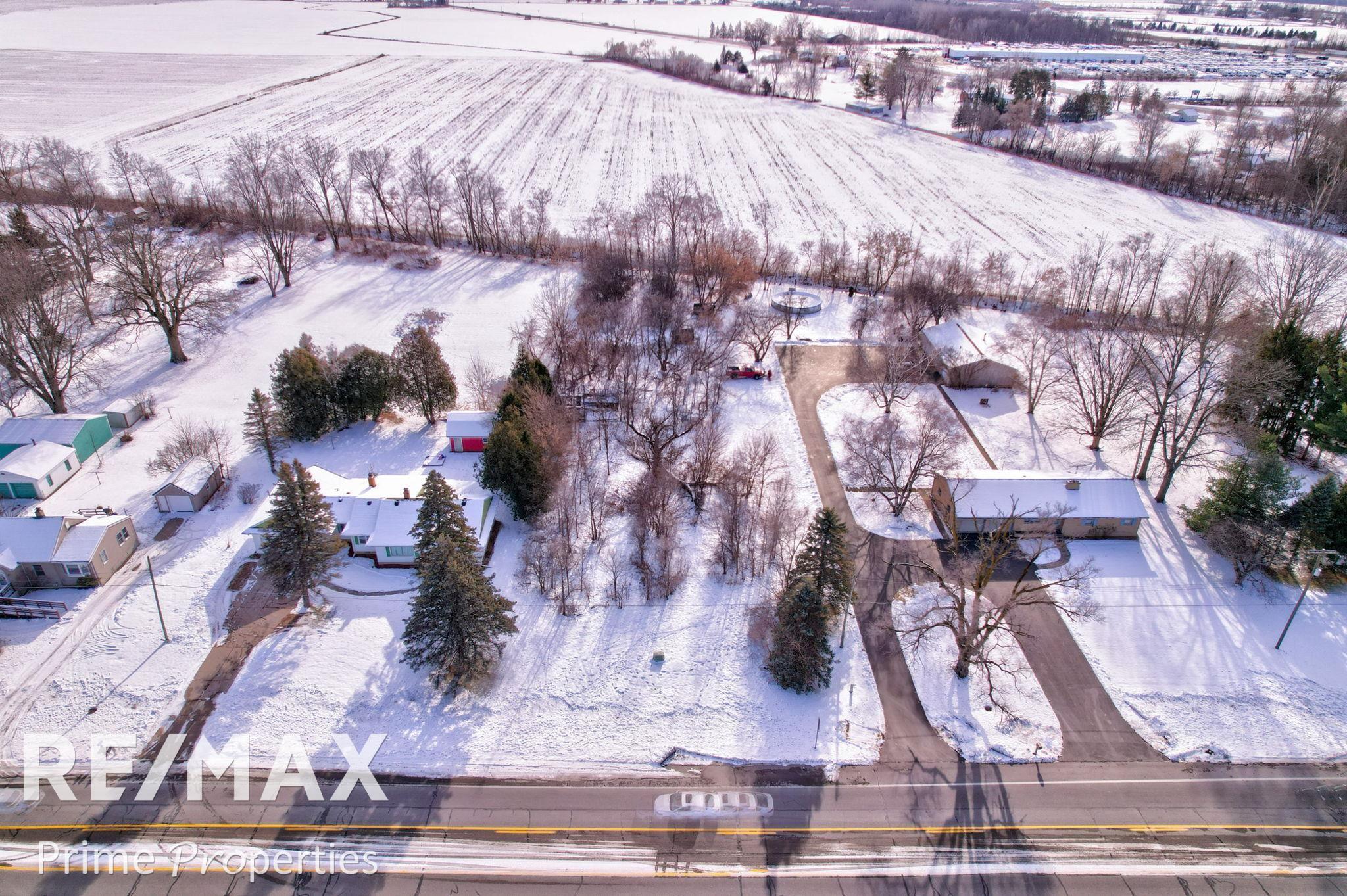 9560 Birch Run Road Property Photo 4