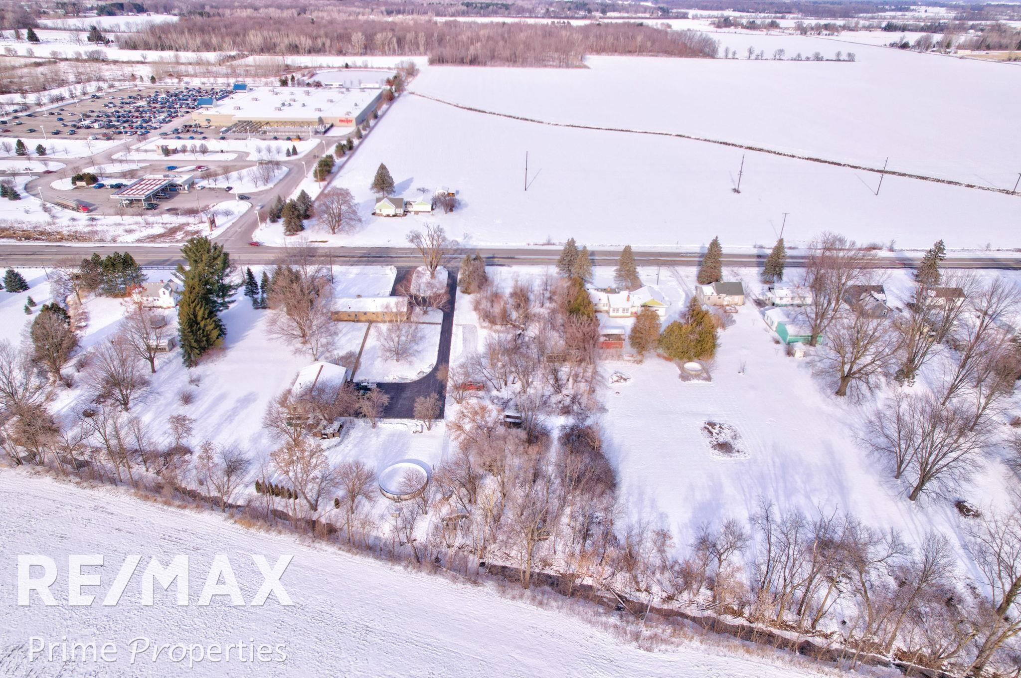 9560 Birch Run Road Property Photo 12