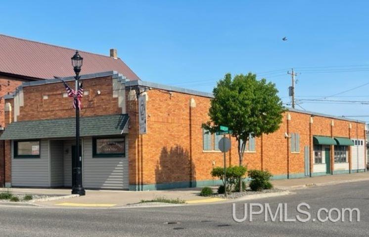 202 W Genesee Street Property Photo 1