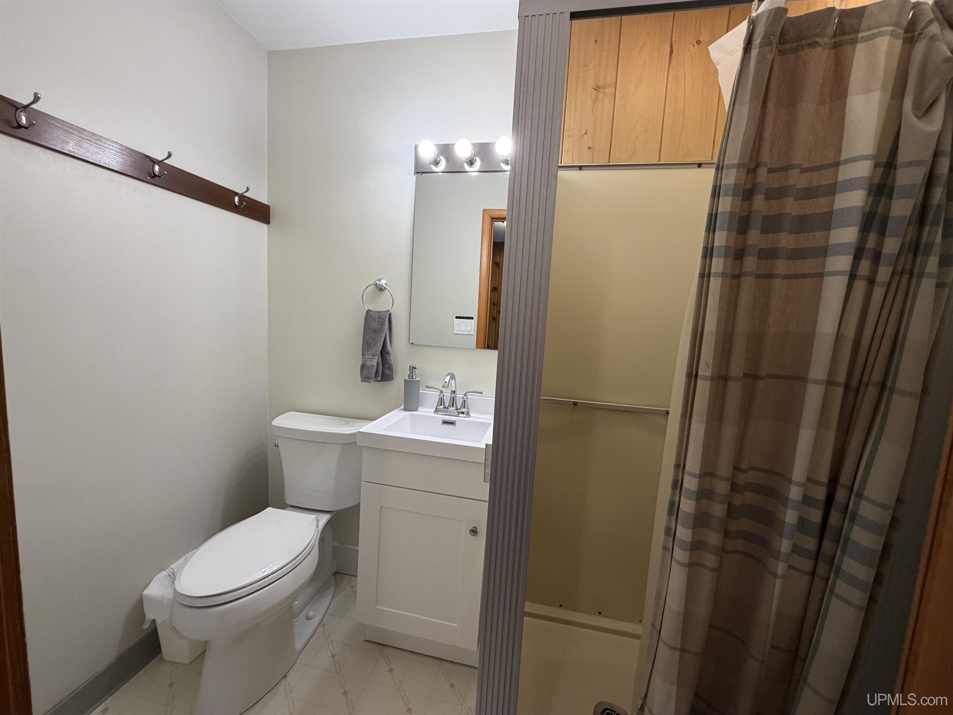 8285 Peter White Road Property Photo 20