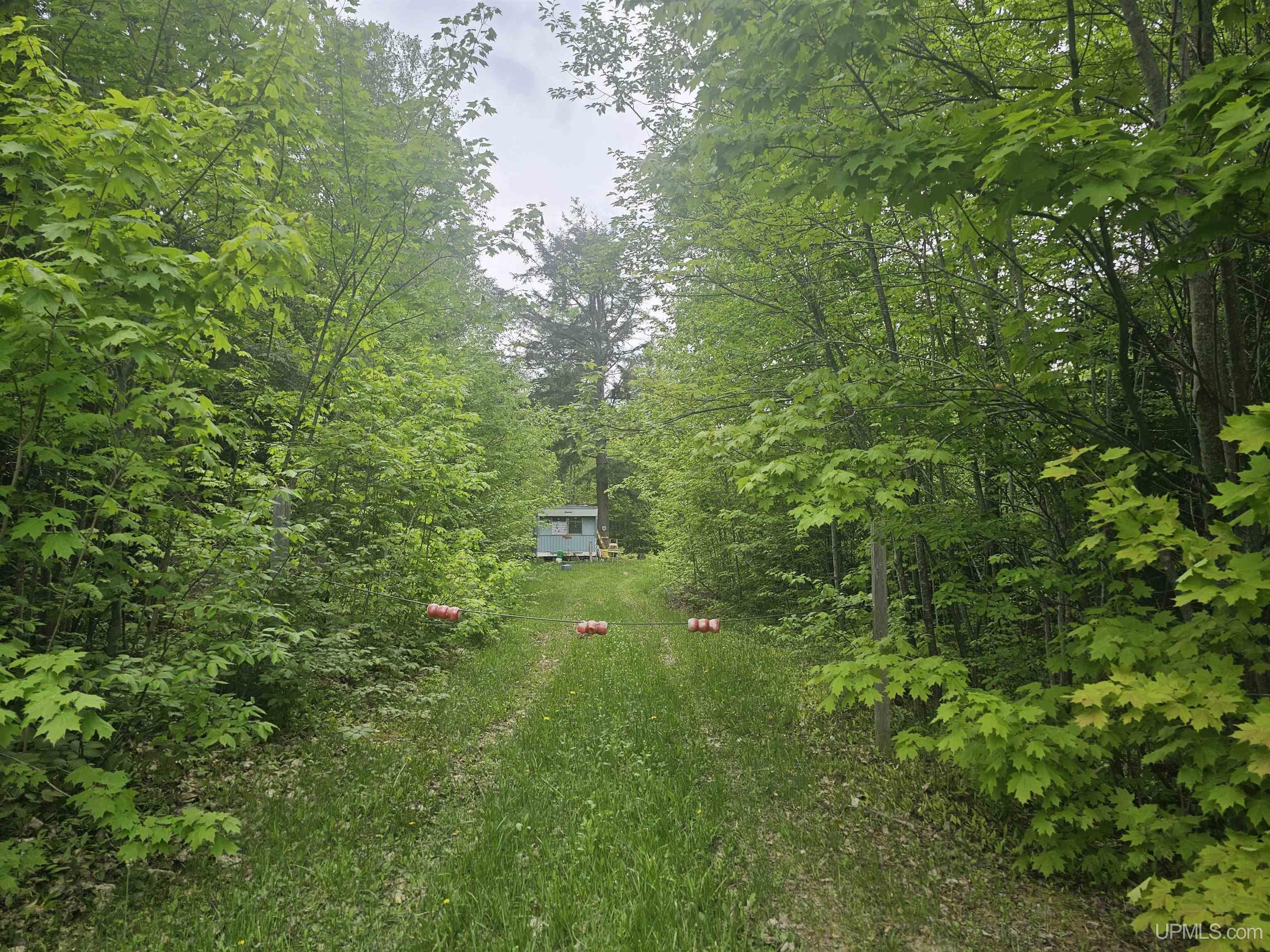 10098 Us 41 Highway Property Photo 1