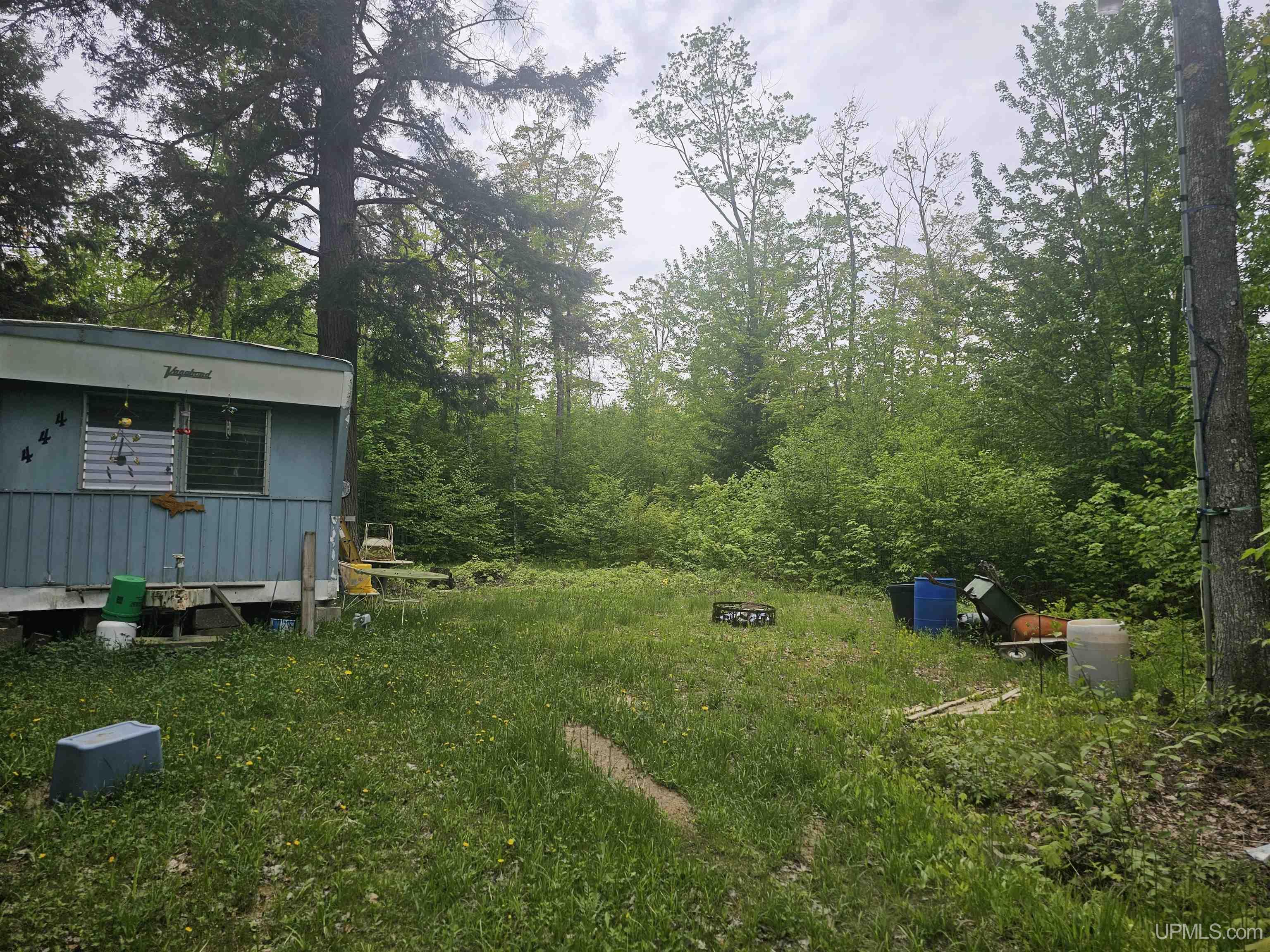 10098 Us 41 Highway Property Photo 2