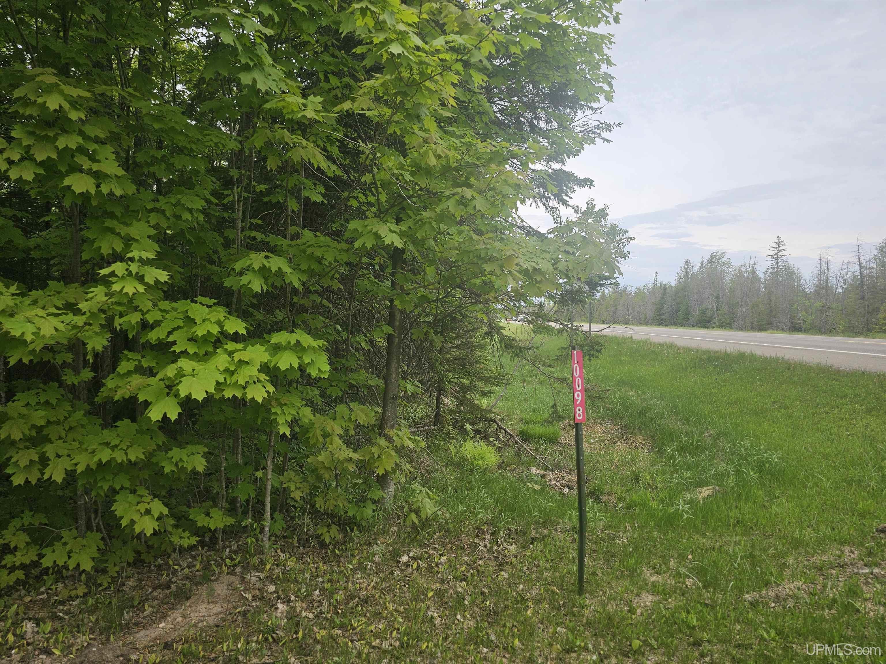 10098 Us 41 Highway Property Photo 3