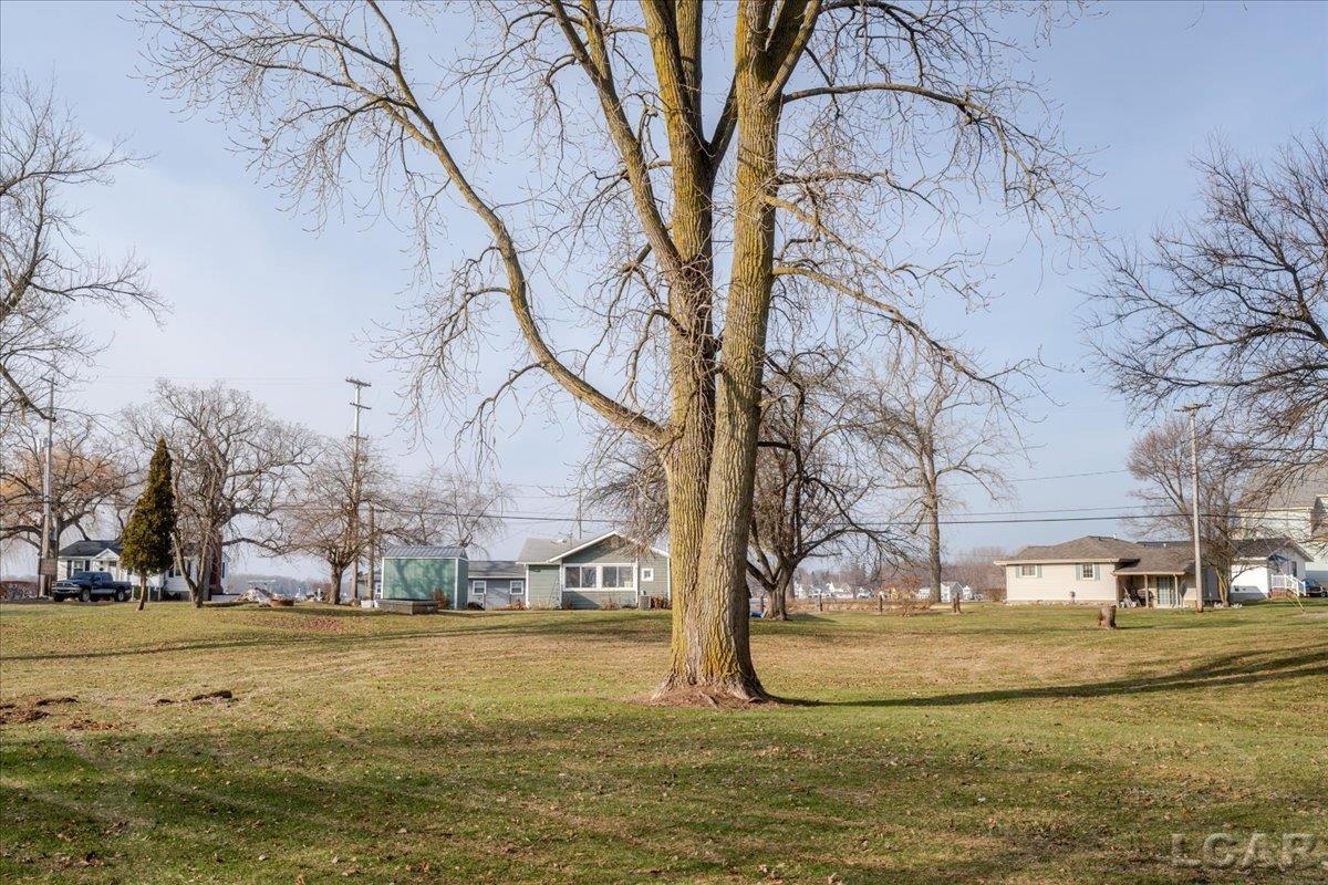 0 Round Lake Highway Property Photo 2
