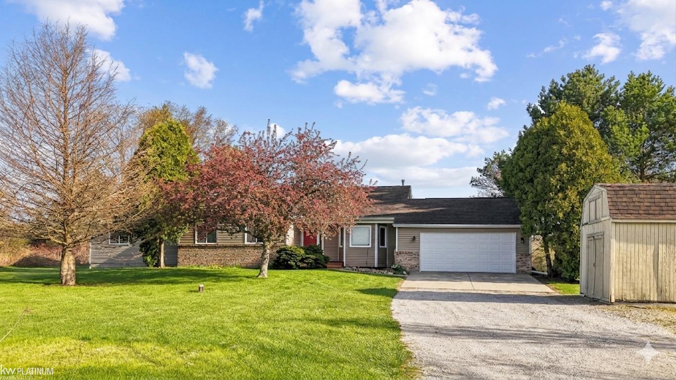 6550 Lapeer Road Property Photo 1