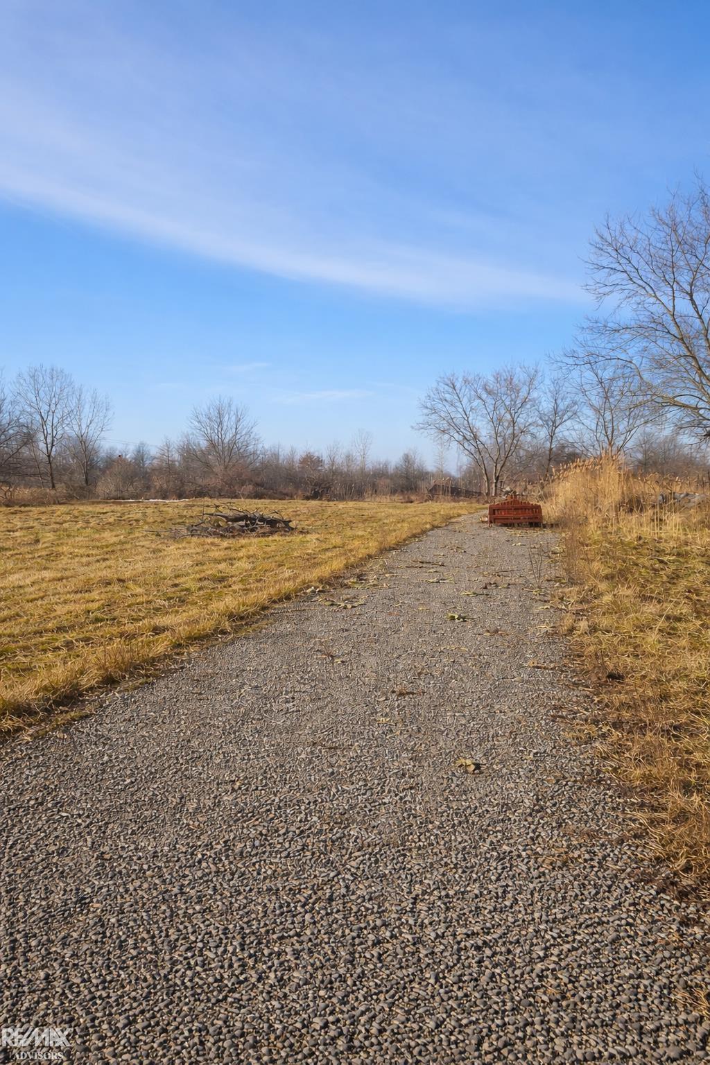 5082 Palms Road Property Photo 2