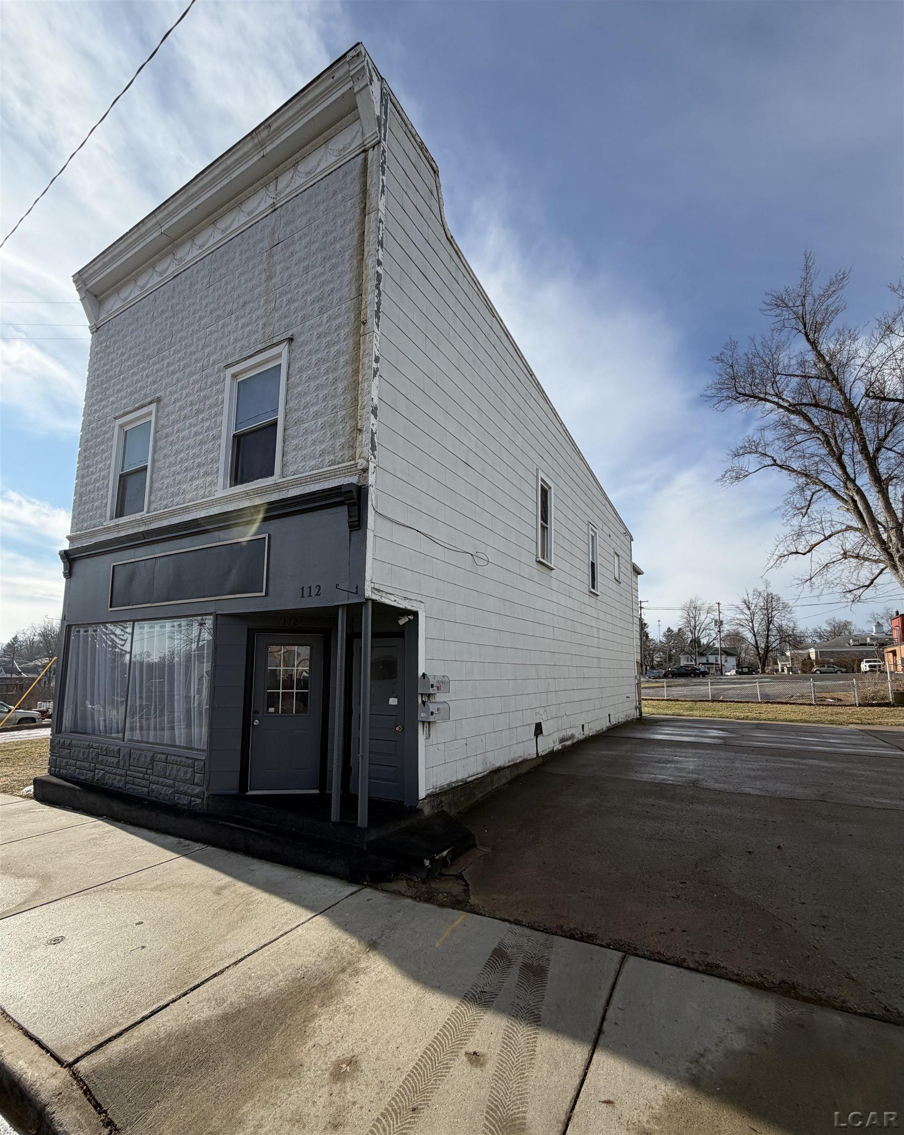 112 S Church Street Property Photo 1