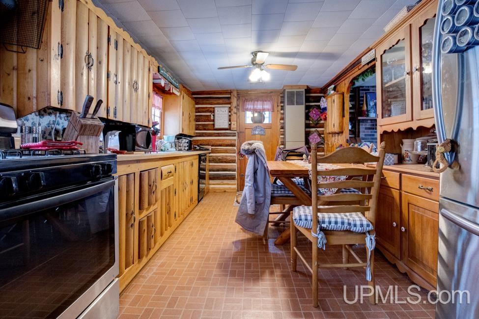6598 Autrain Forest Lake Road Property Photo 10