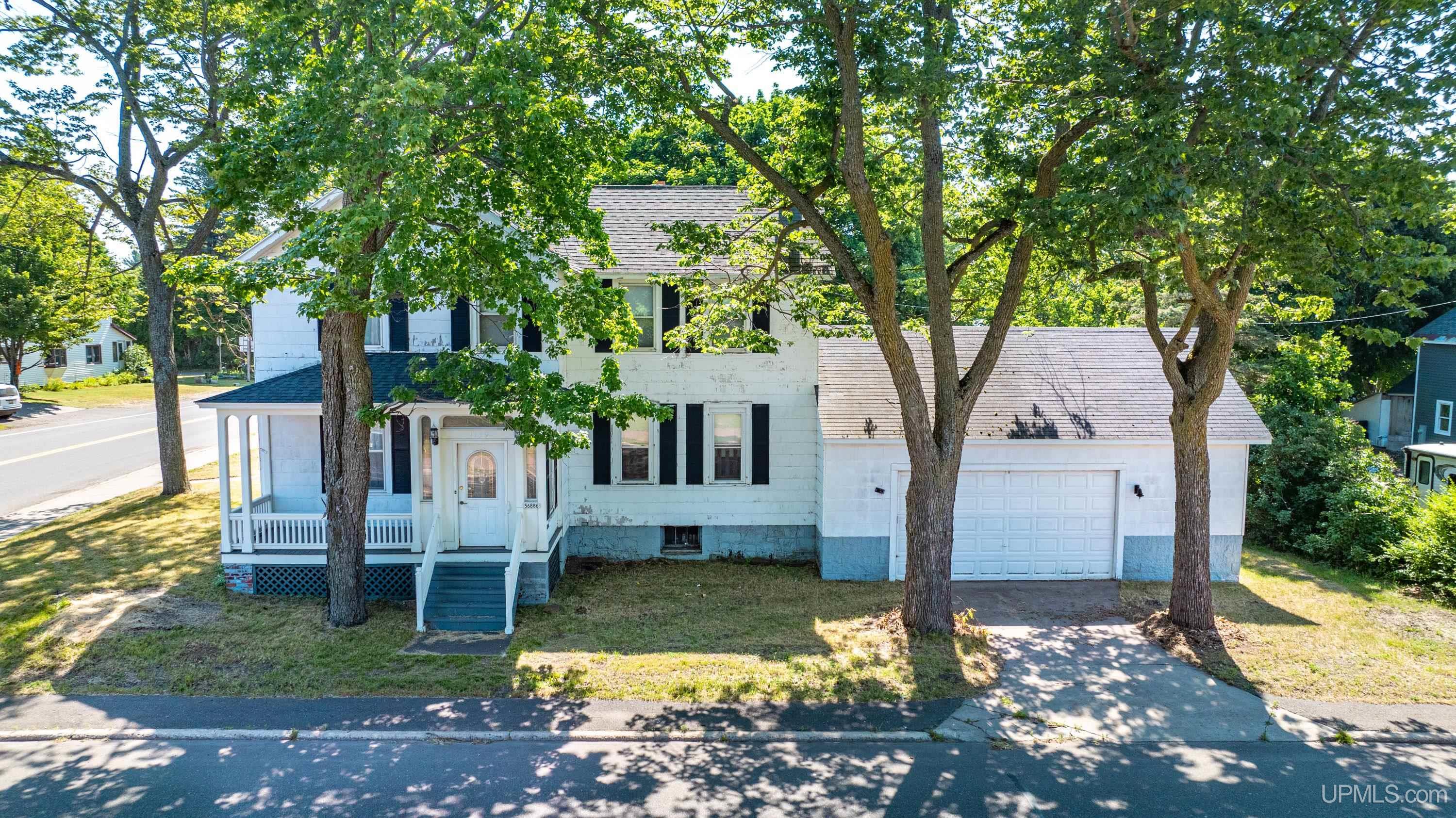 56886 Calumet Avenue Property Photo 1
