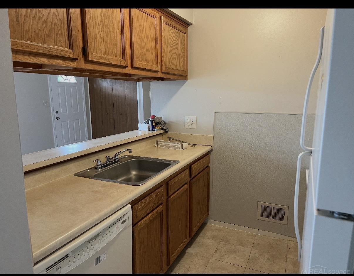 35144 Terrybrook Drive Property Photo 2