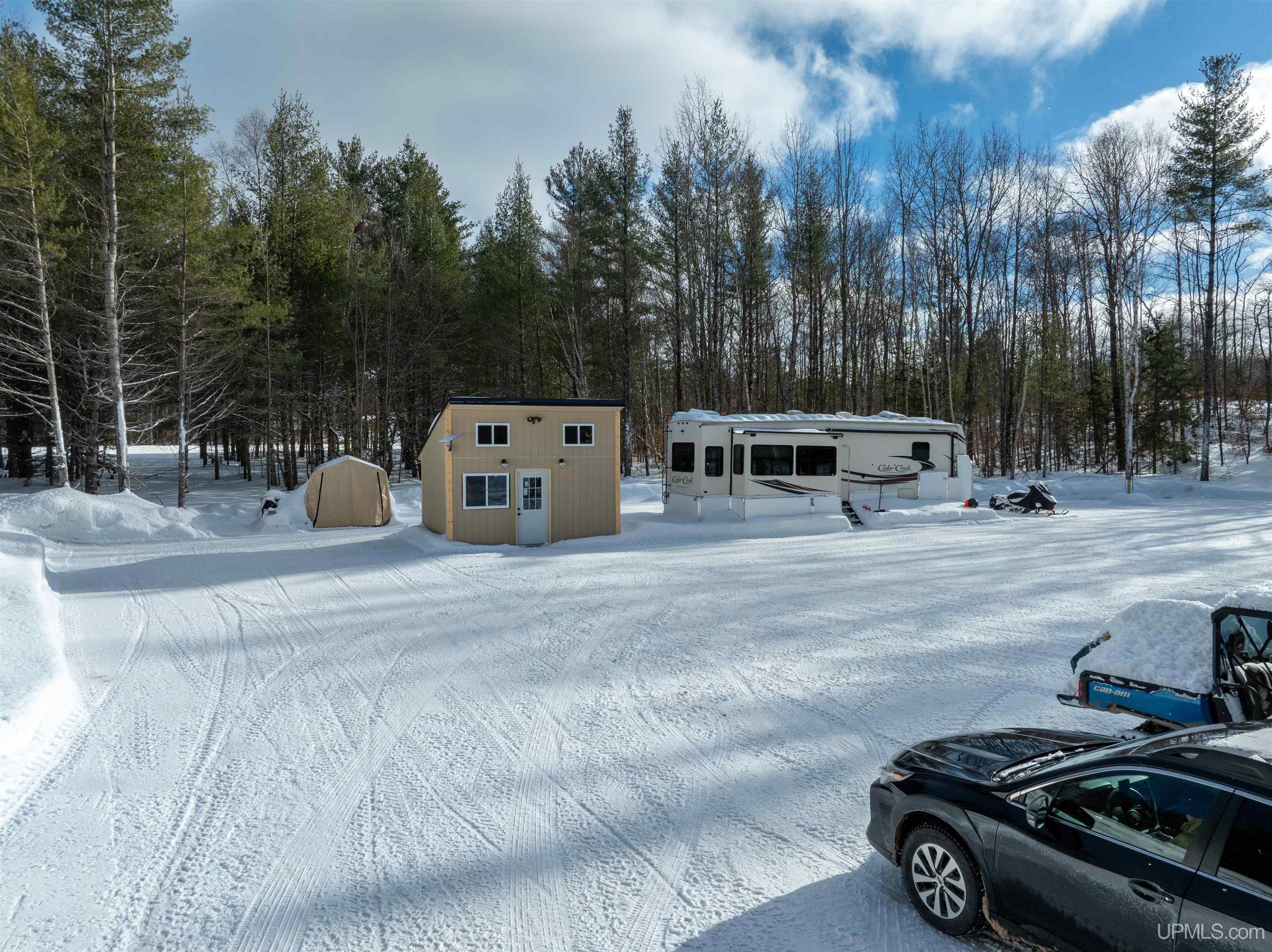 8671 M-94 Road Property Photo 4