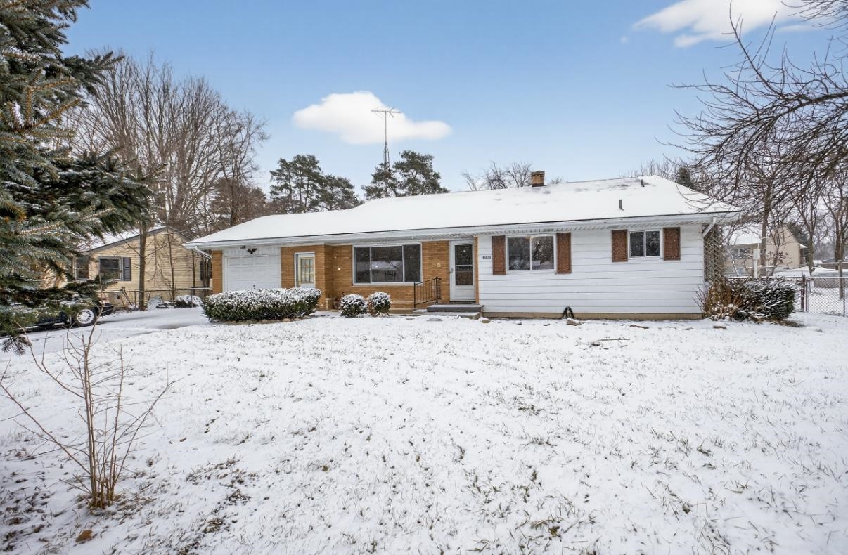 11470 Wing Drive Property Photo 3