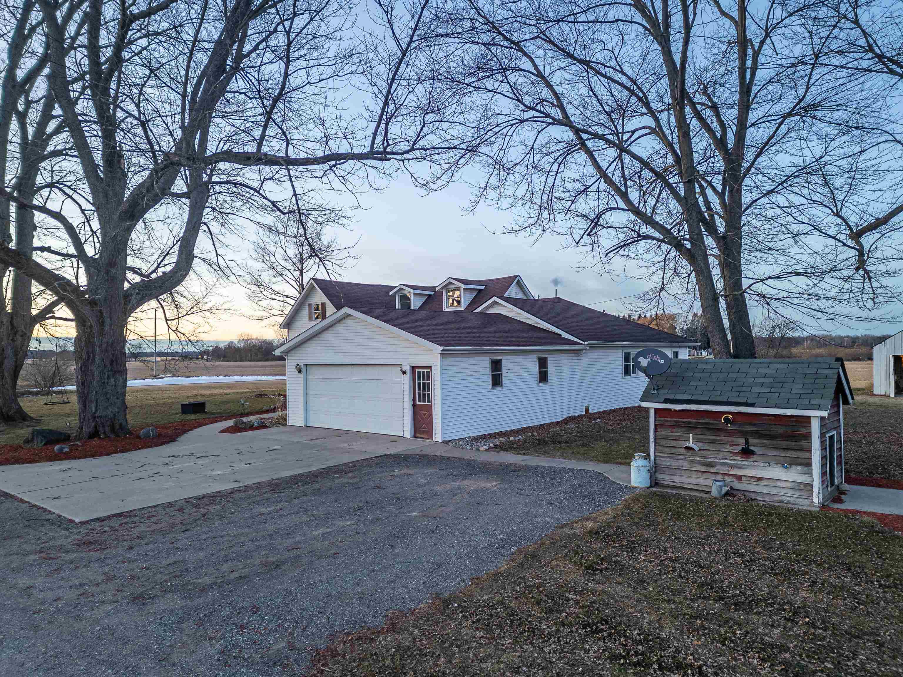 6408 N Five Mile Road Property Photo 37