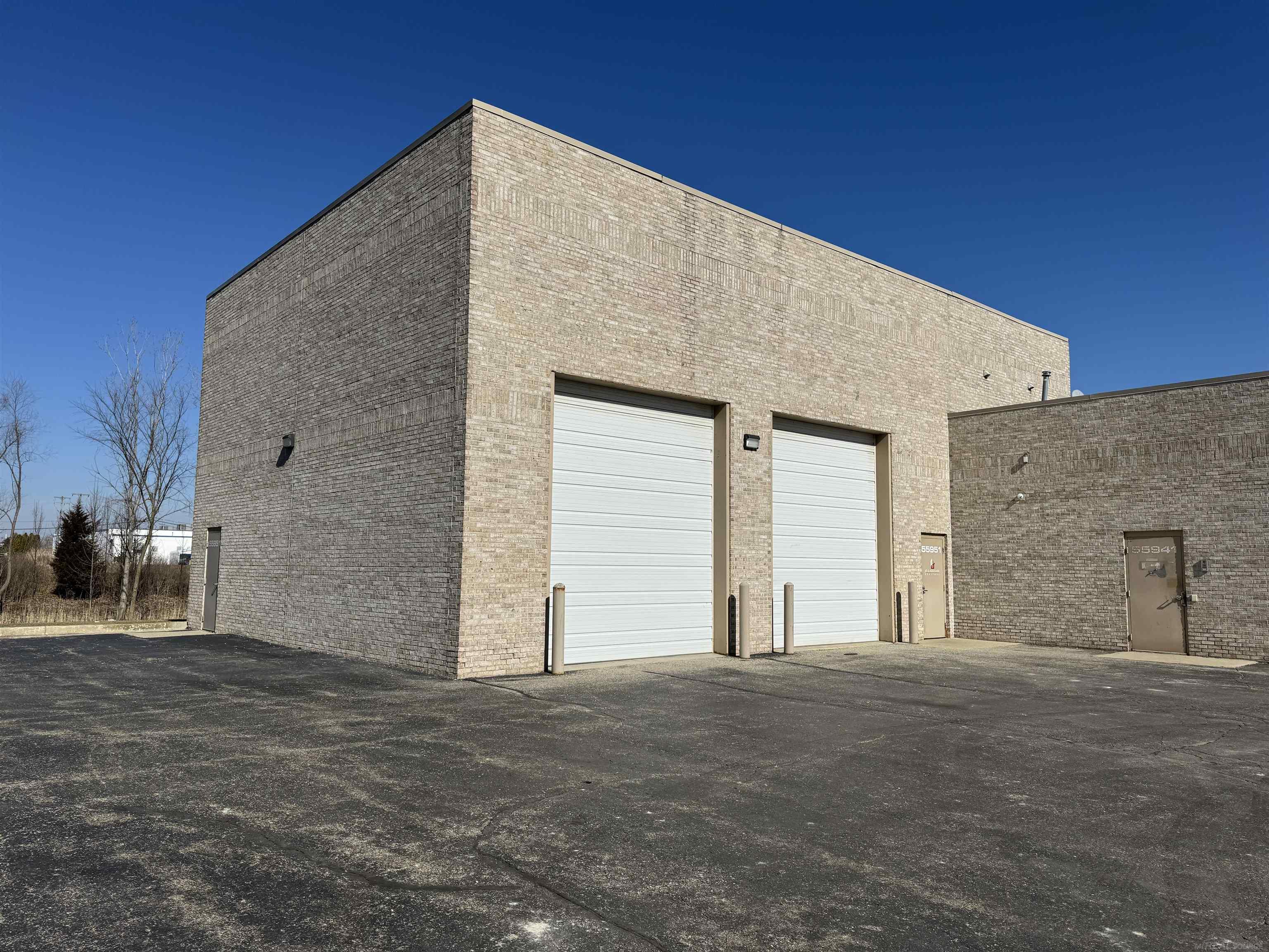 55951 Gratiot Avenue Property Photo 2