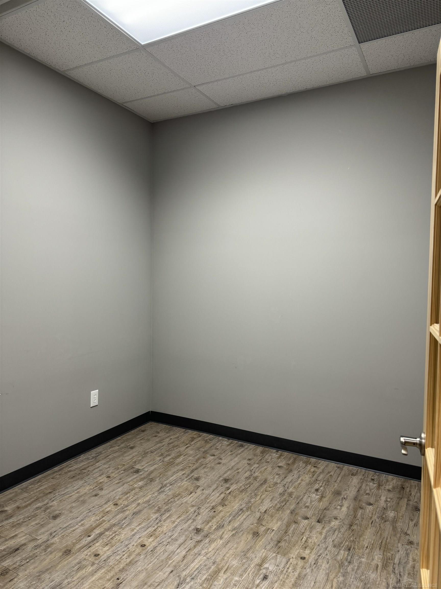 55951 Gratiot Avenue Property Photo 20