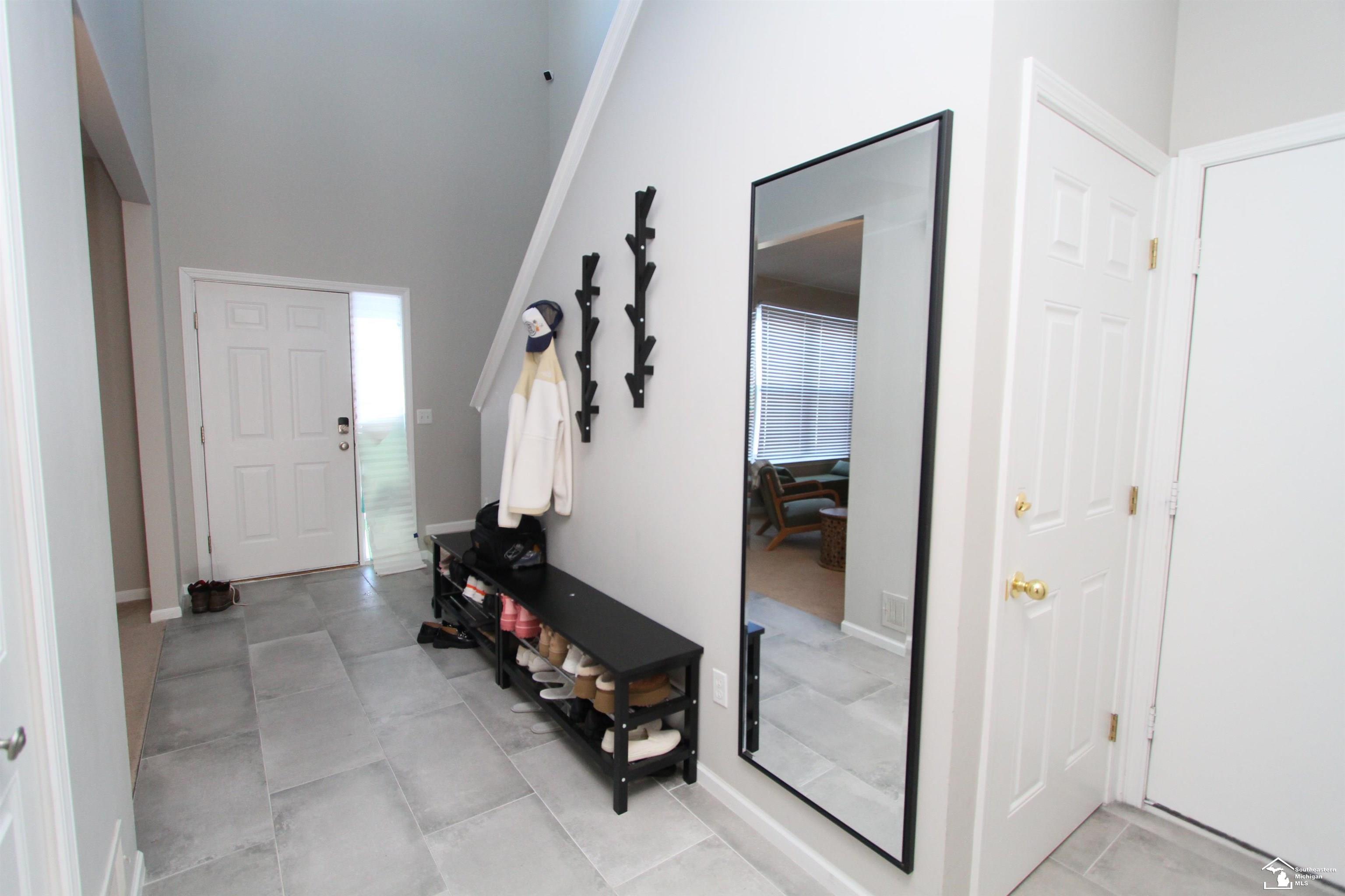 35773 Surrey Court Property Photo 7