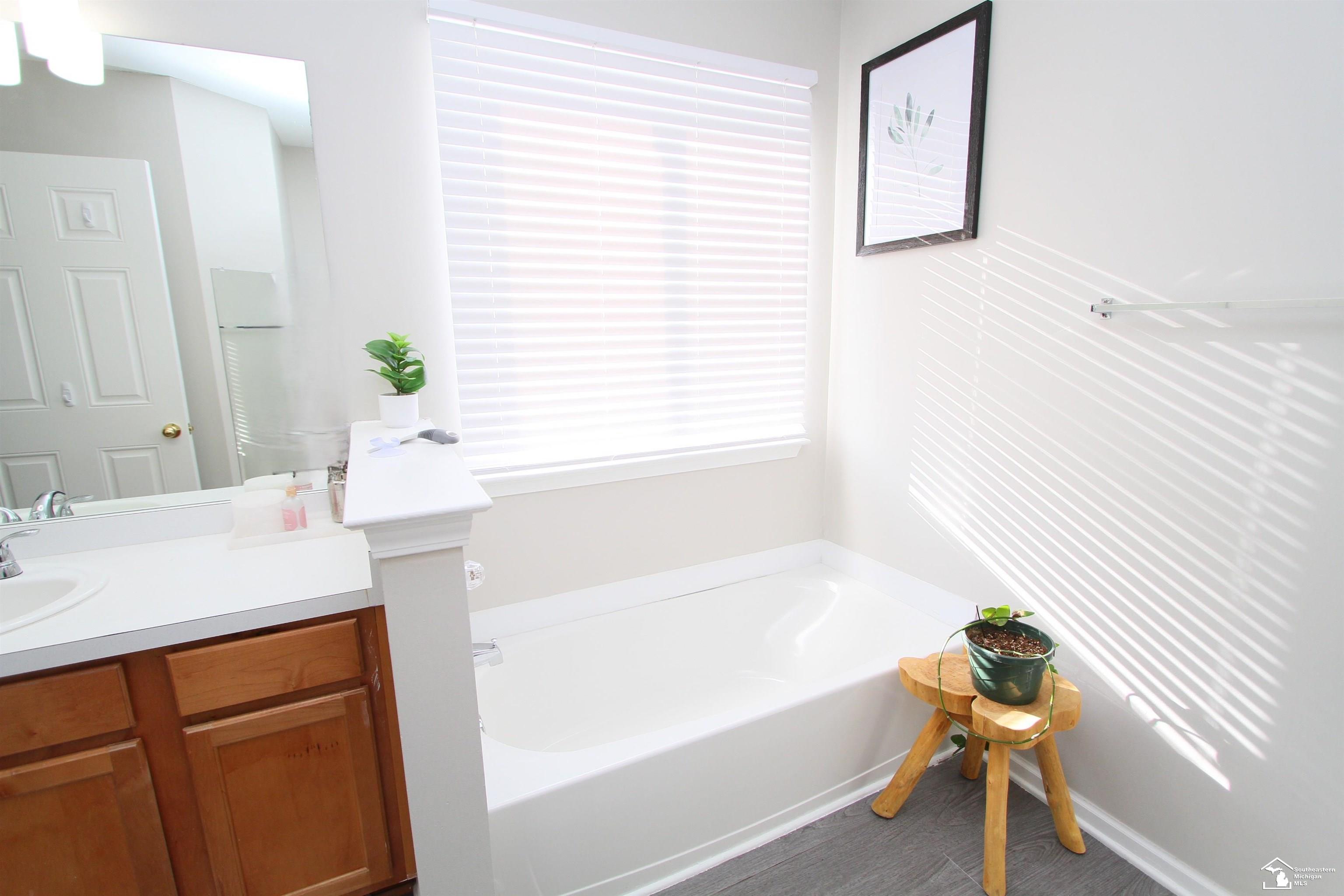 35773 Surrey Court Property Photo 30