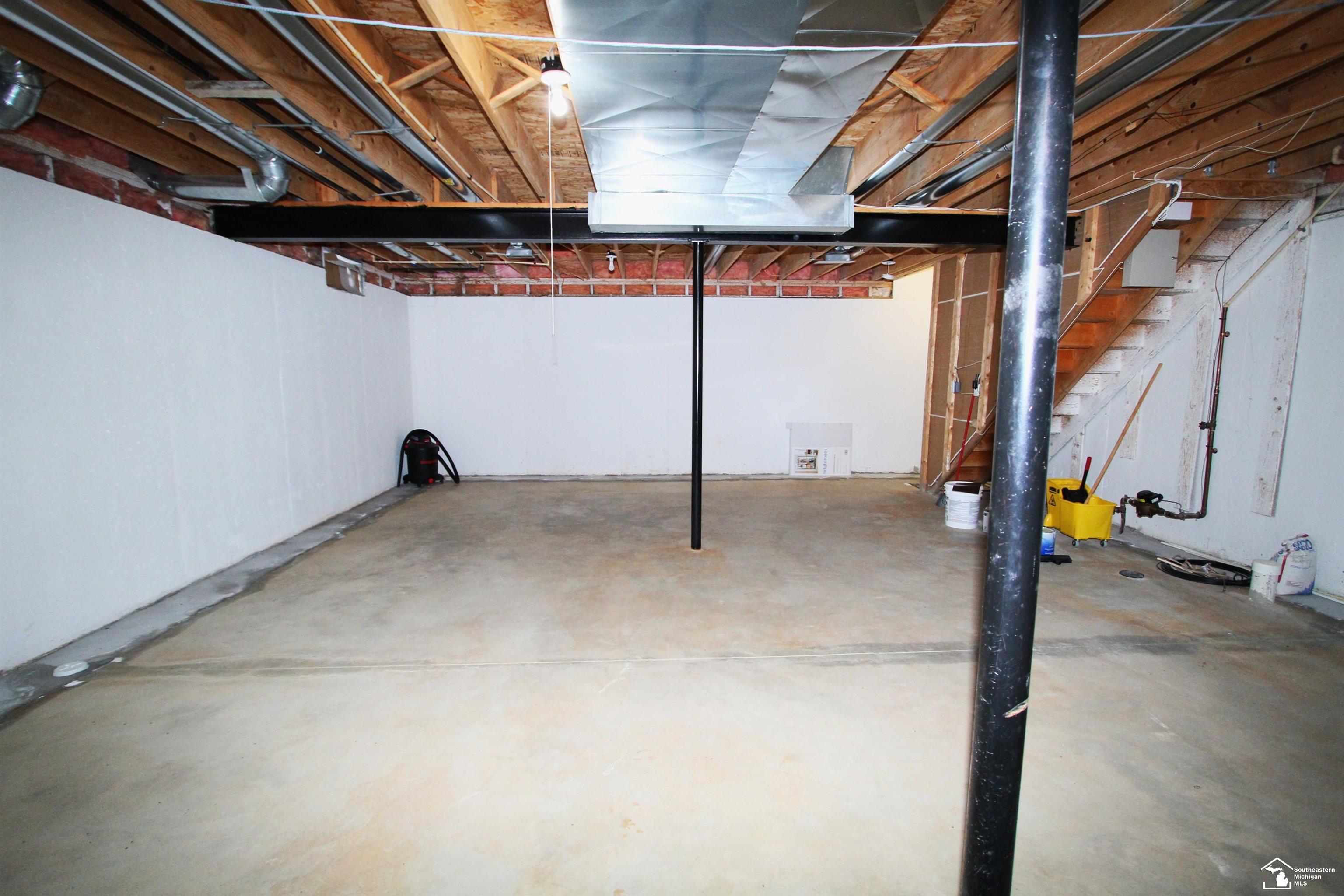 35773 Surrey Court Property Photo 34