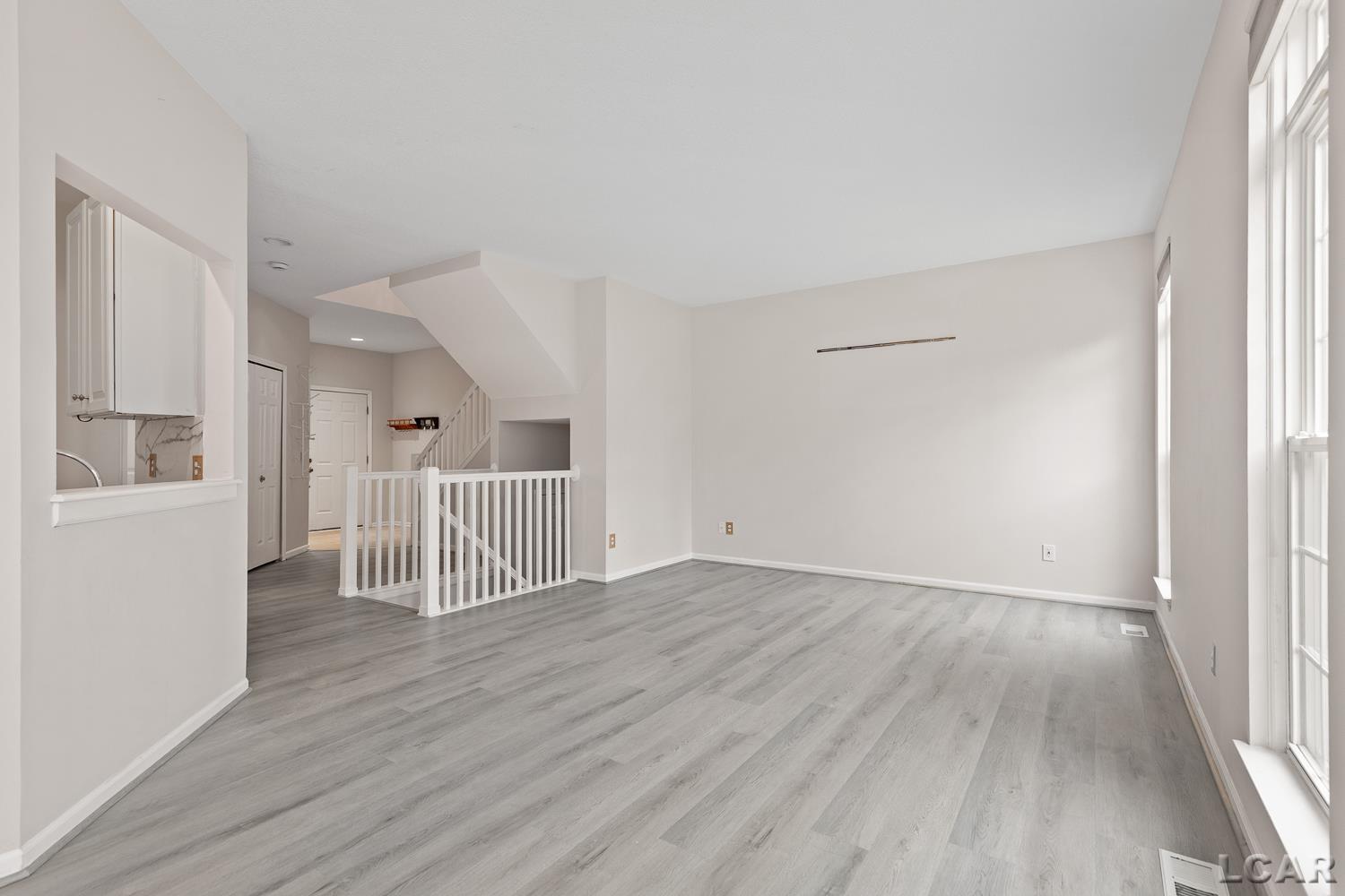 112 Burwyck Park Drive Property Photo 7