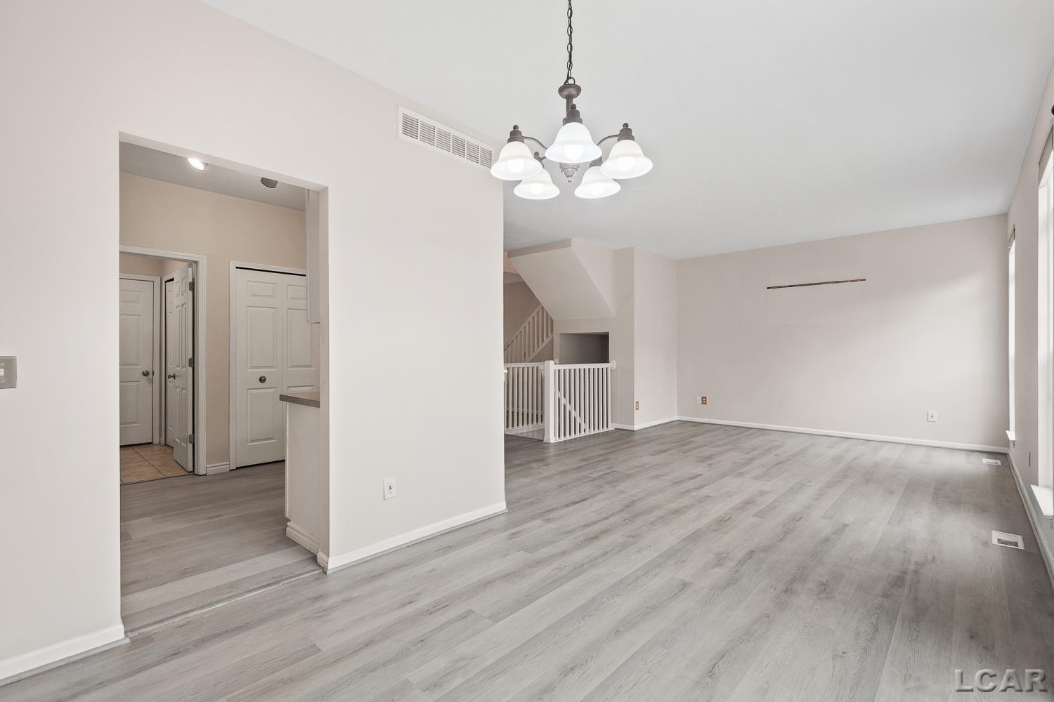 112 Burwyck Park Drive Property Photo 14