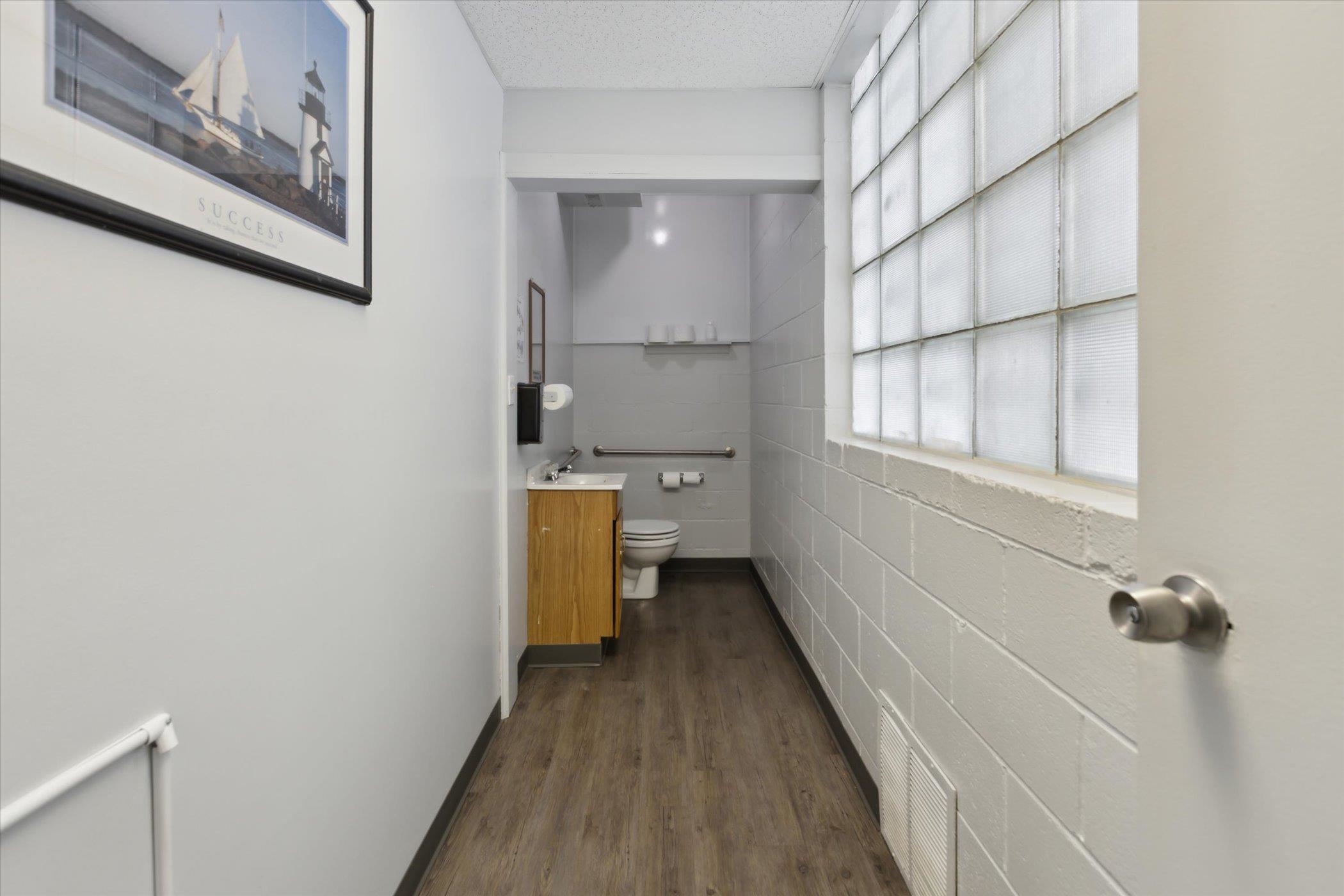1000 N Johnson Street Property Photo 5