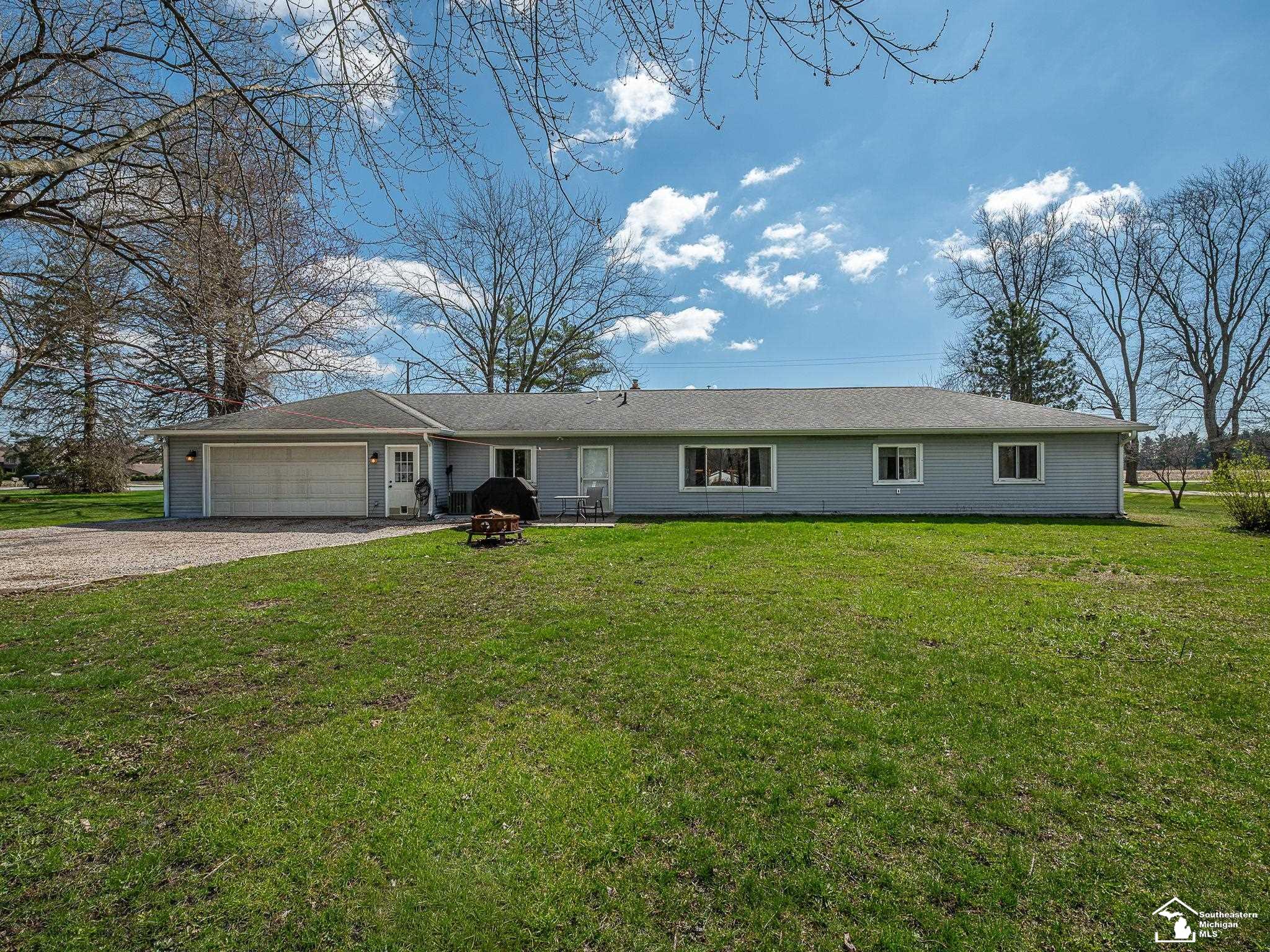 2525 Reinhardt Road Property Photo 32