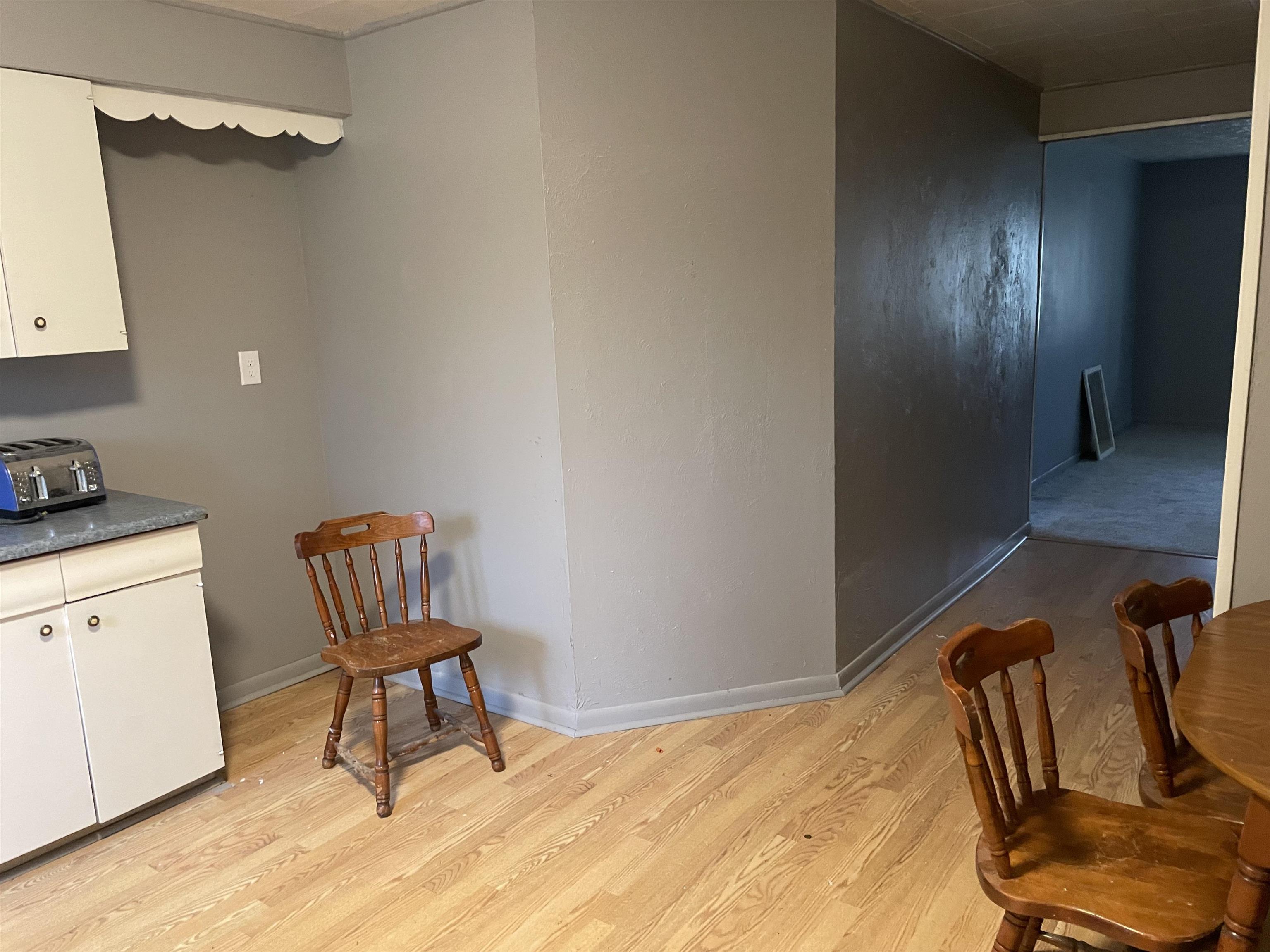 242 S East Street Property Photo 10