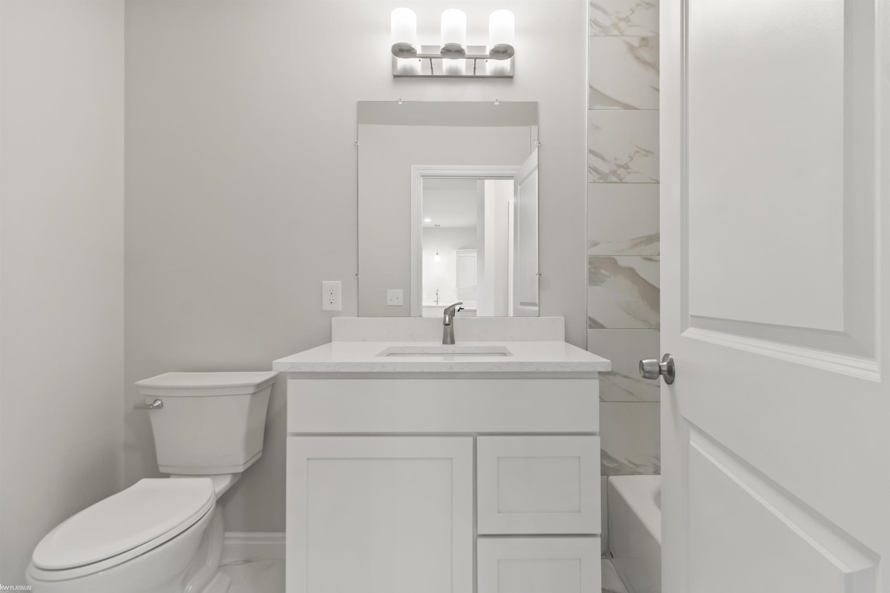26177 Juliagrove Lane Property Photo 8