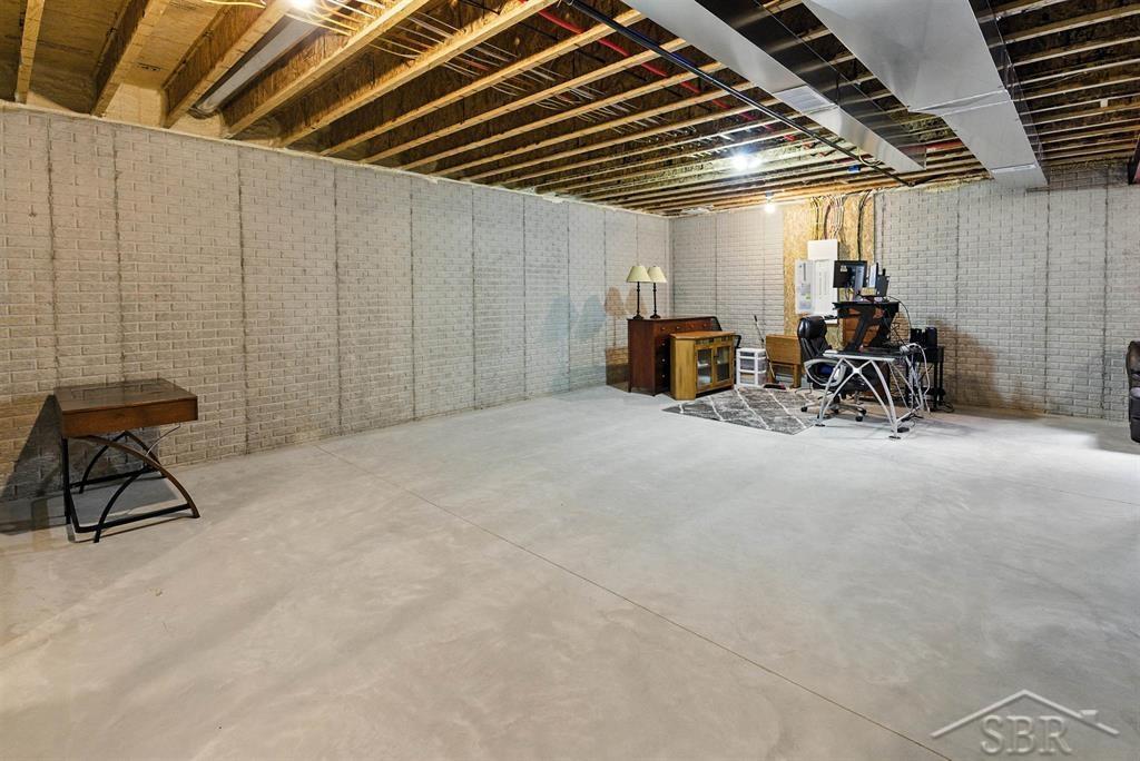 701 Broadhead Drive Property Photo 34