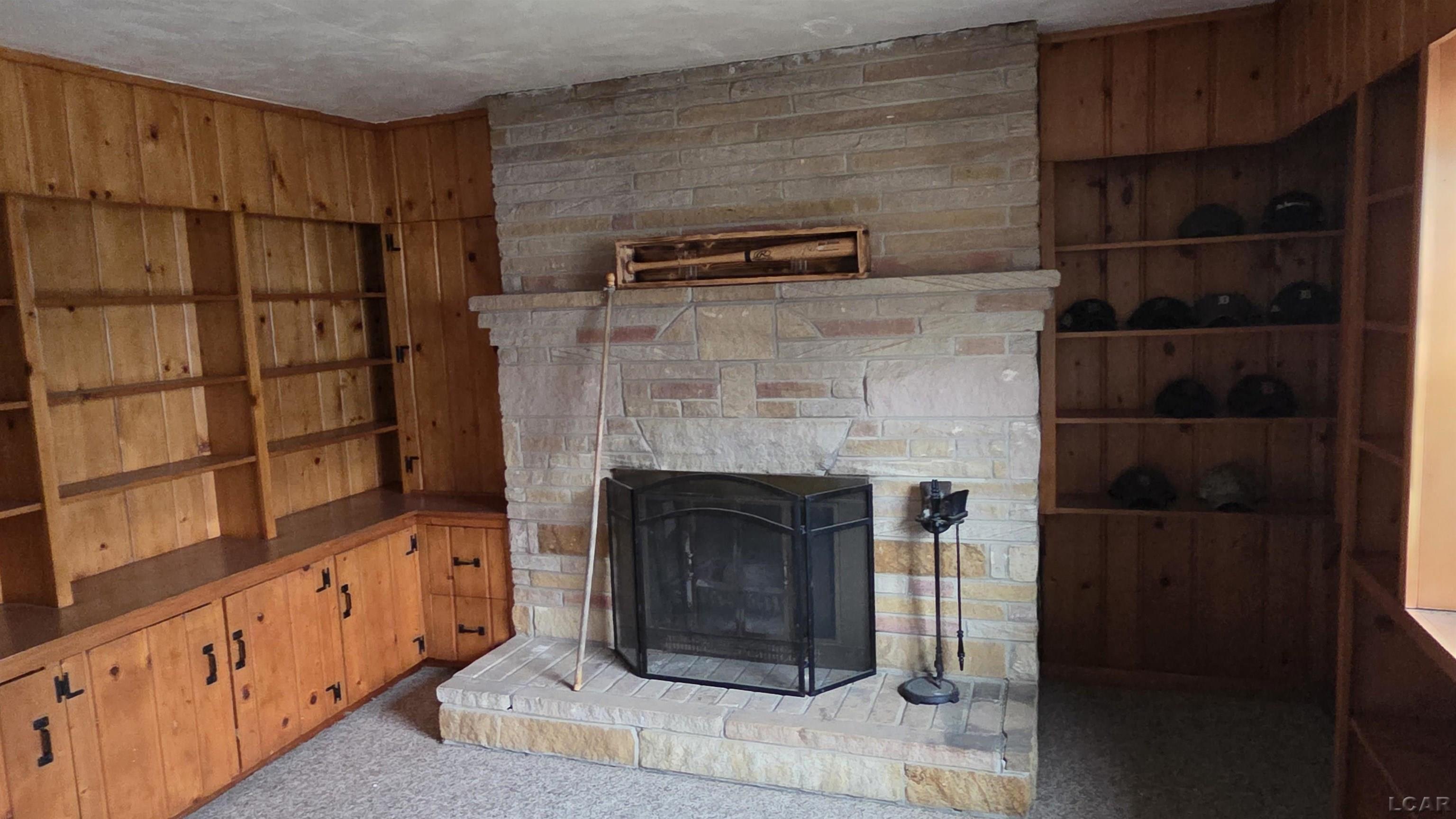 409 N Evans Street Property Photo 9