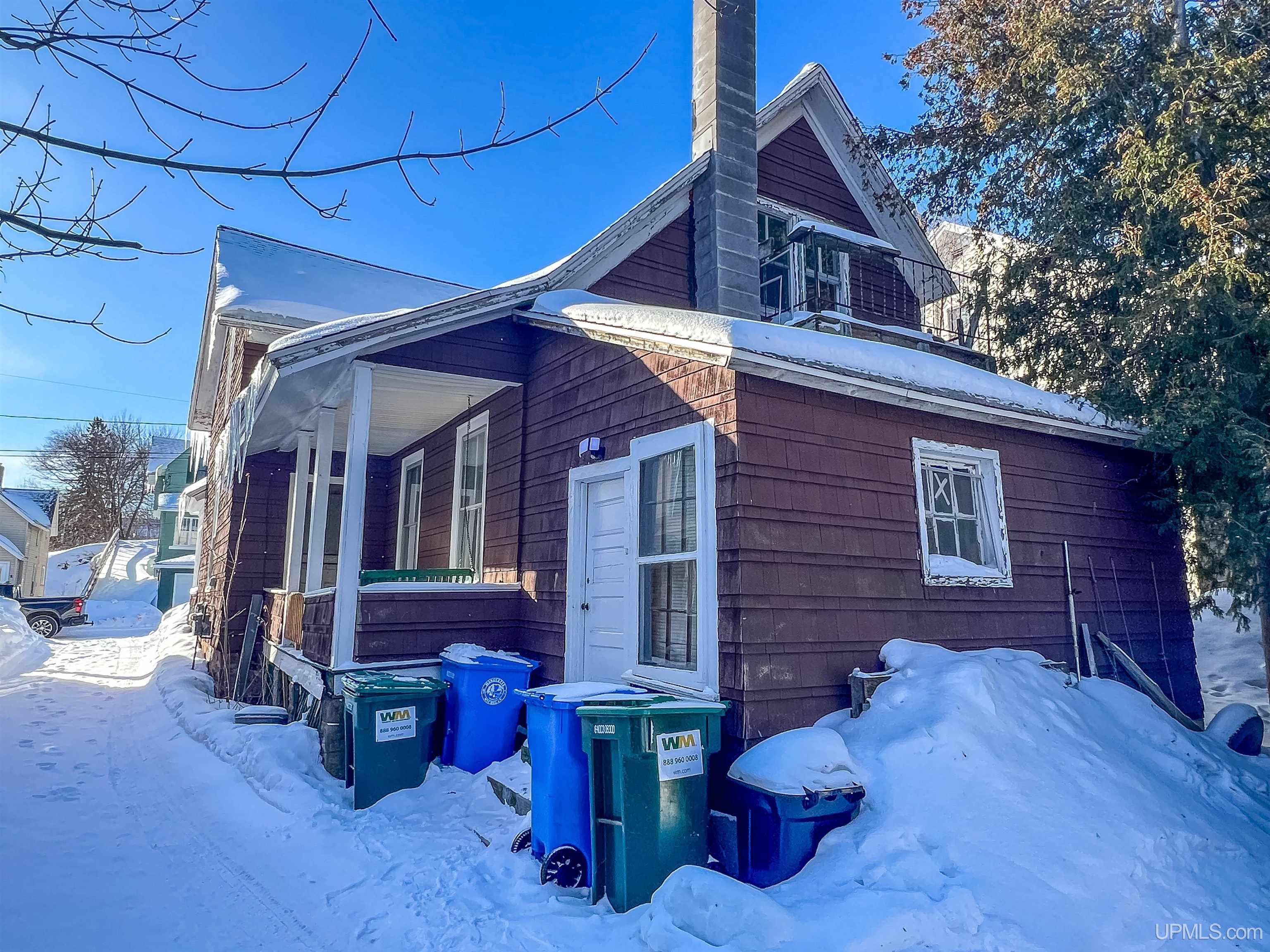 321 E Michigan Street