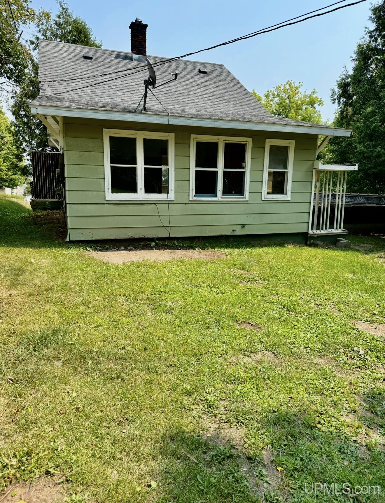 1019 N Eighth Avenue Property Photo 15