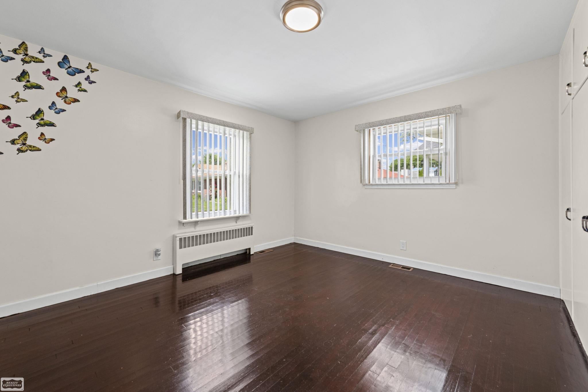 114 Interlochen Drive Property Photo 32