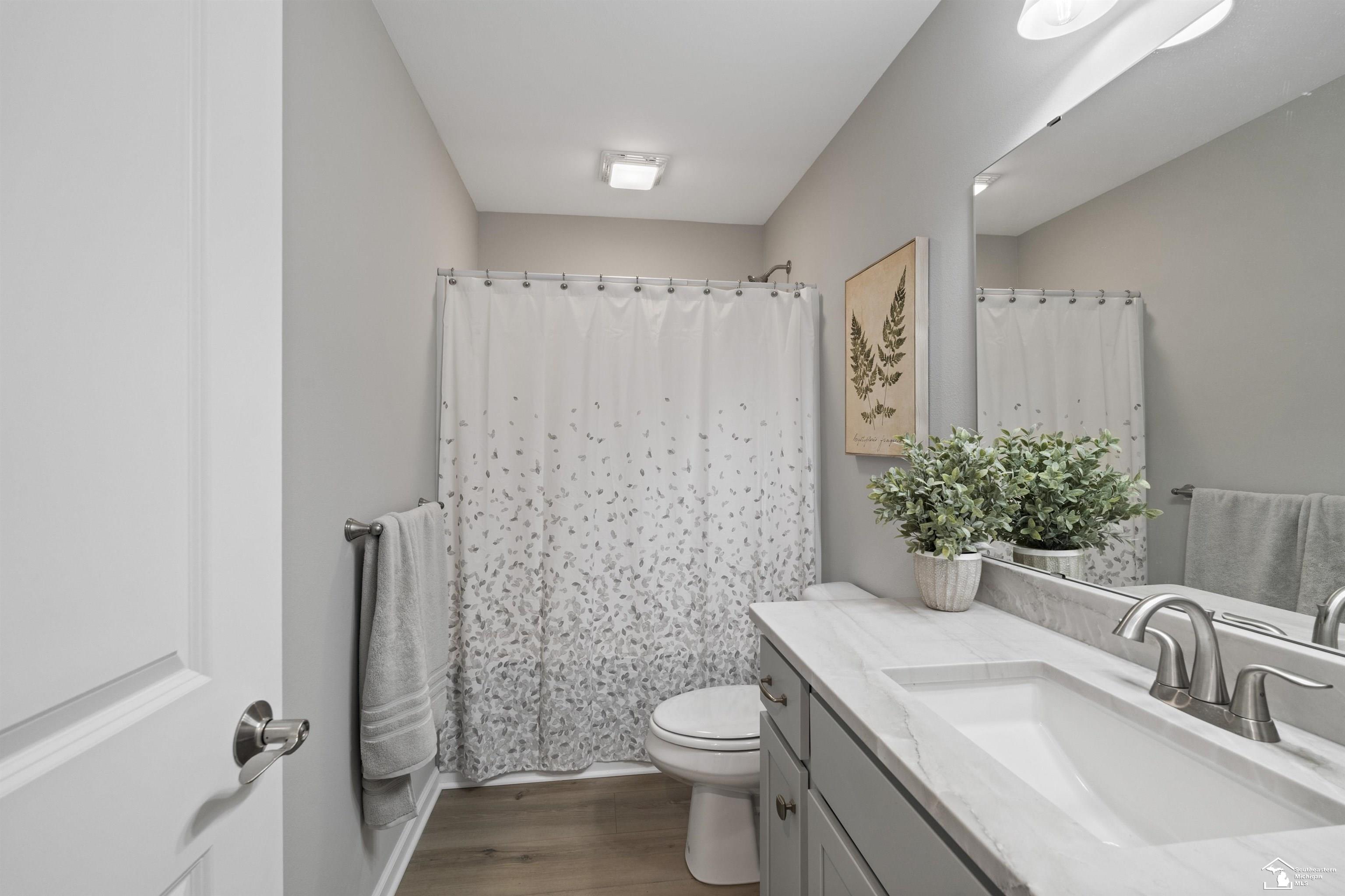 7494 Montri Drive Property Photo 28