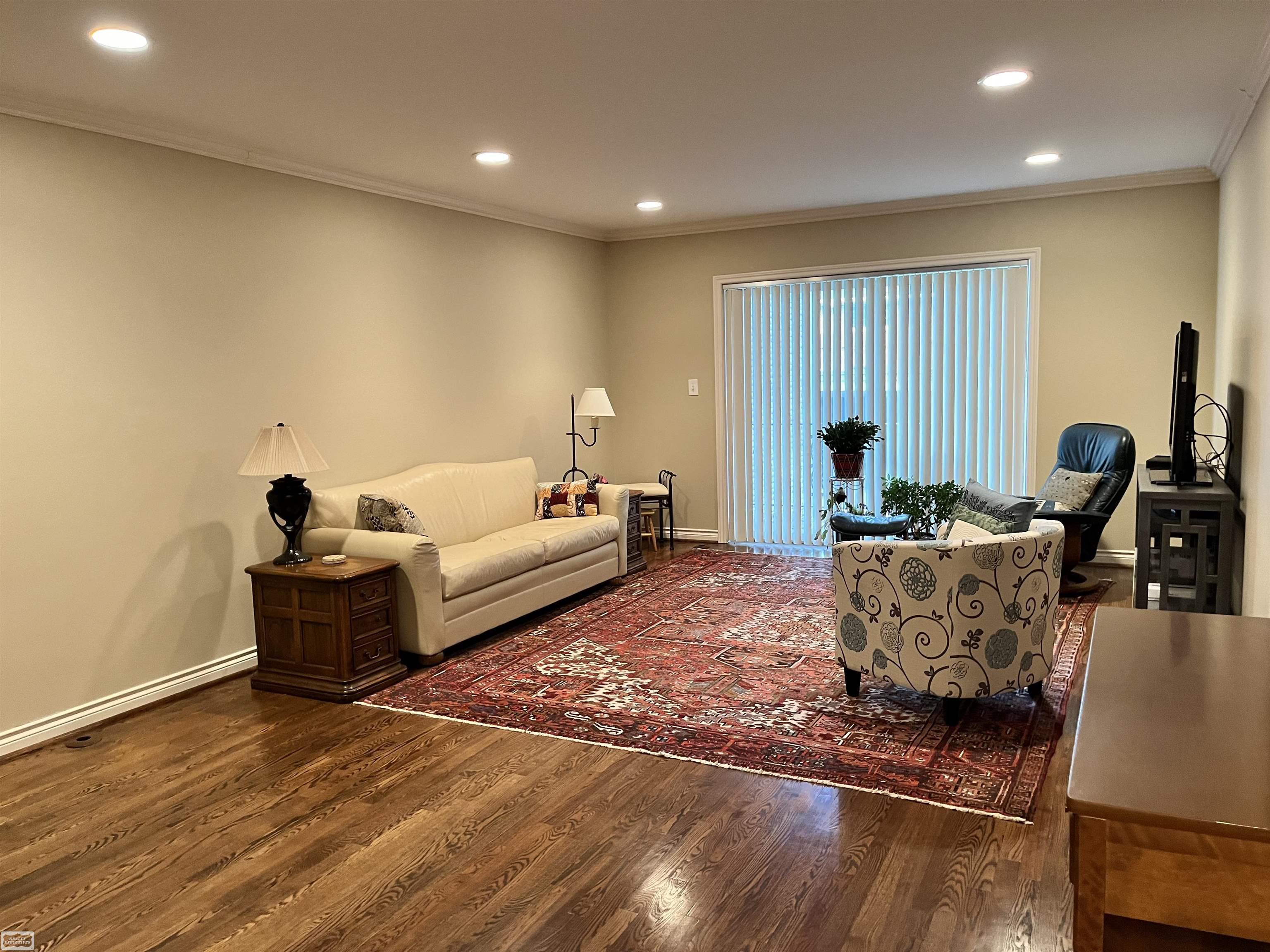 1115 N Old Woodward Avenue Property Photo 10