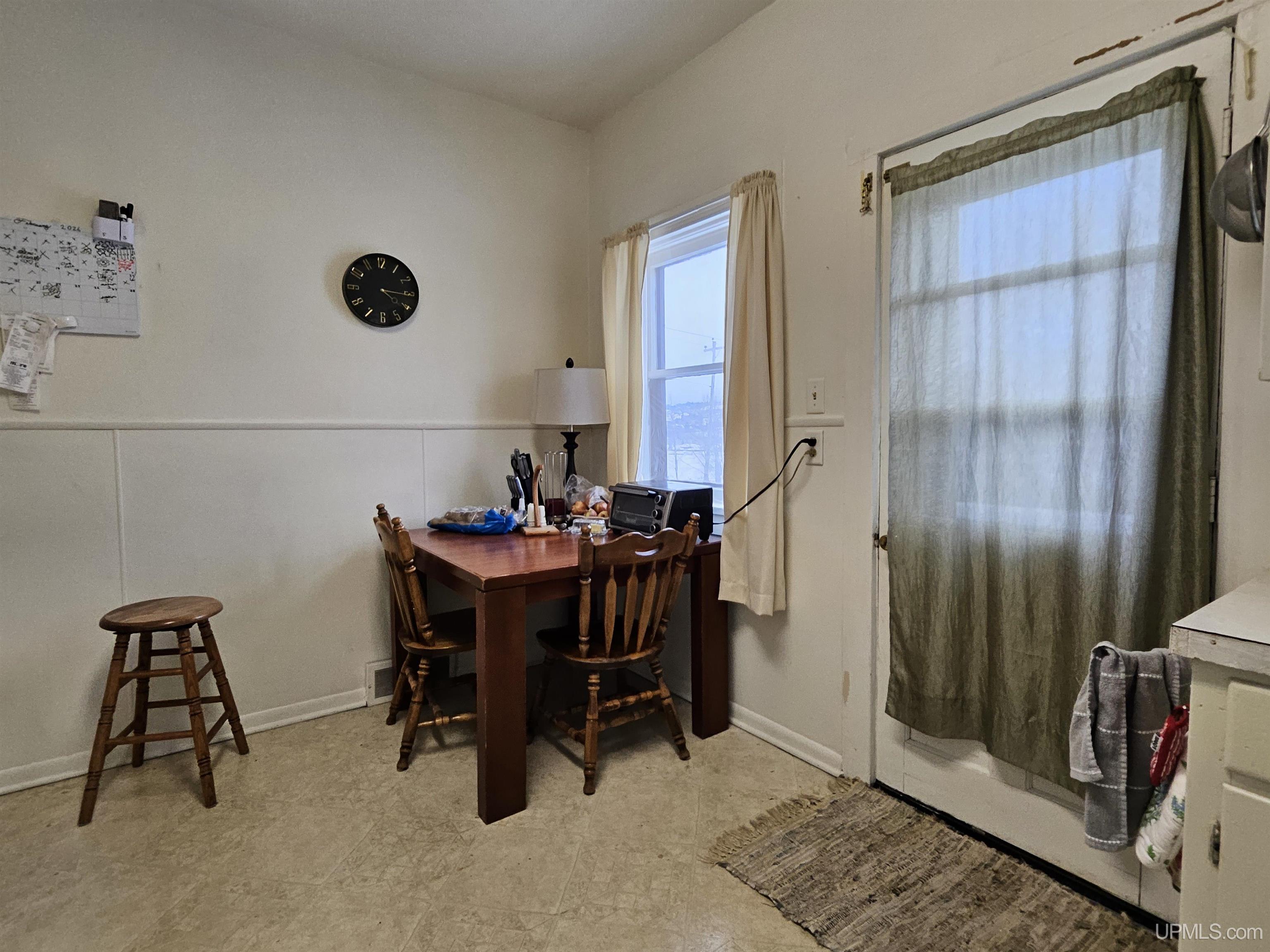 308 W Houghton Avenue Property Photo 5